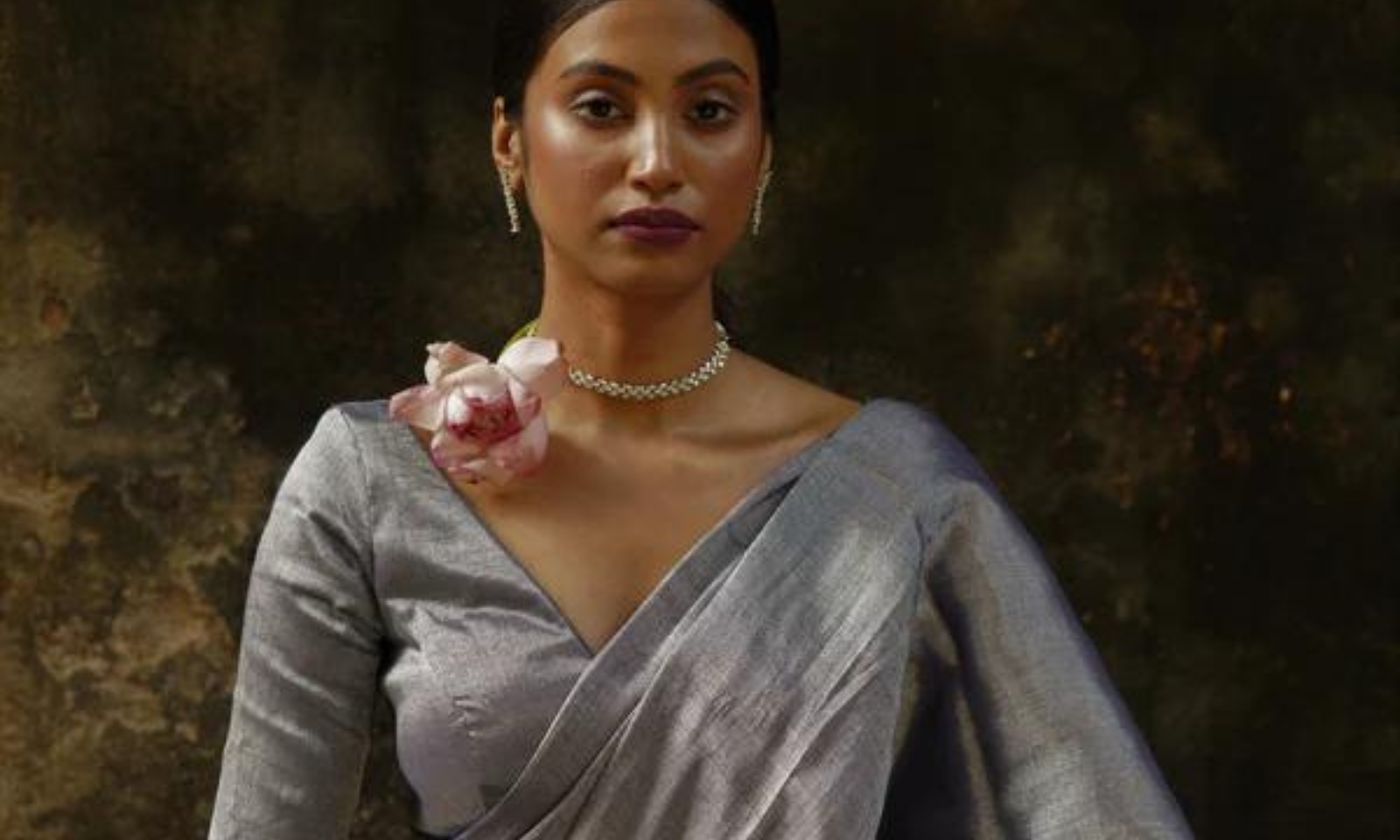 Embrace Beauty & Power : Celebrate Women's Day With Huts & Looms