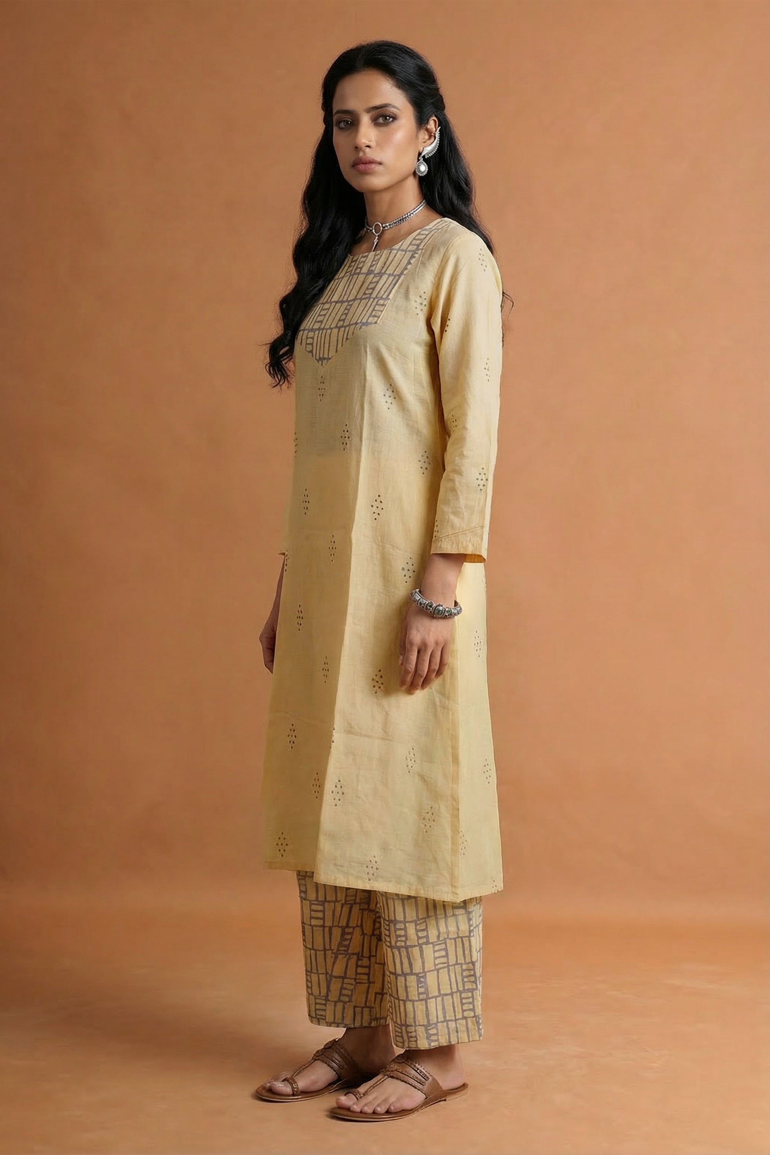 Isha kurta pant set