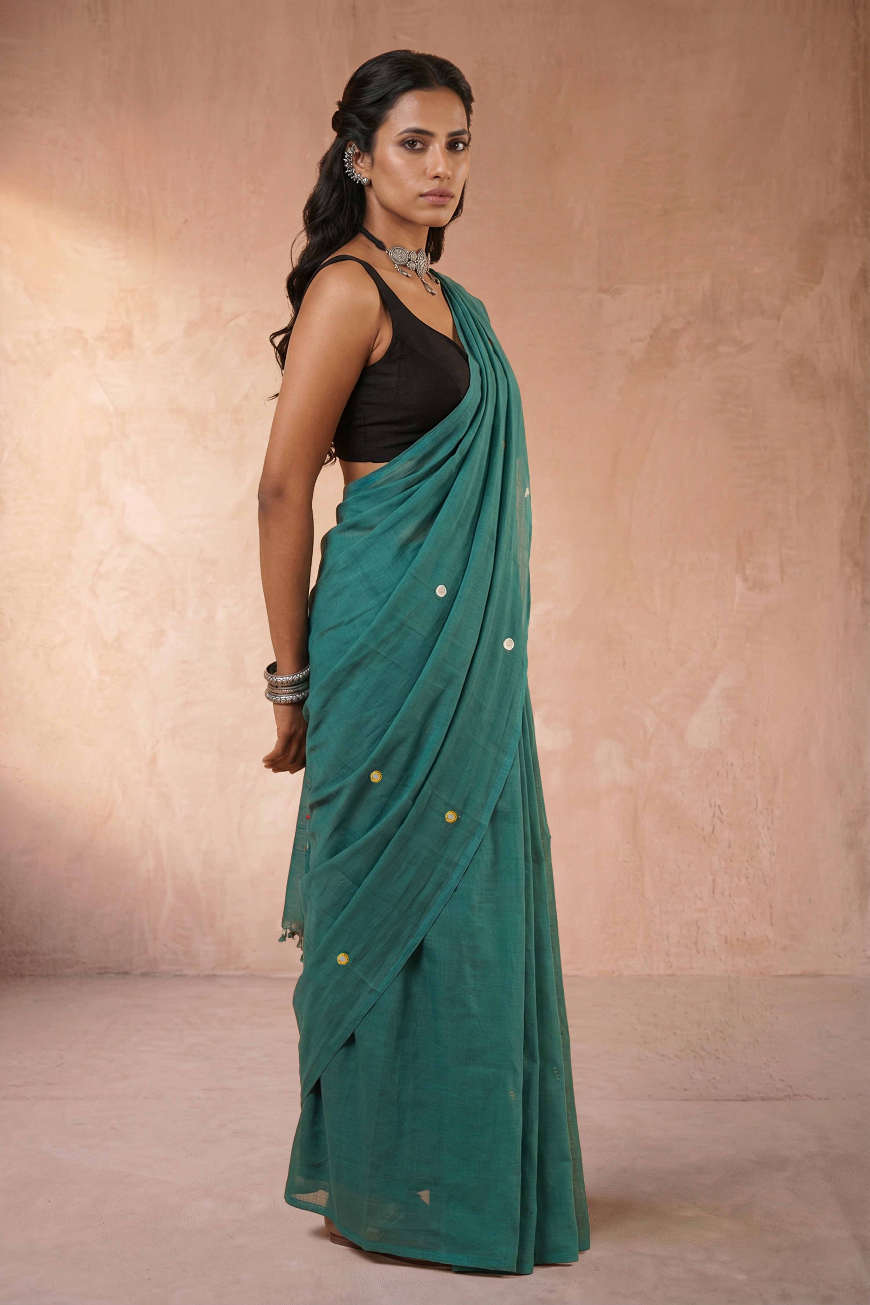 Meethi Khushboo saree