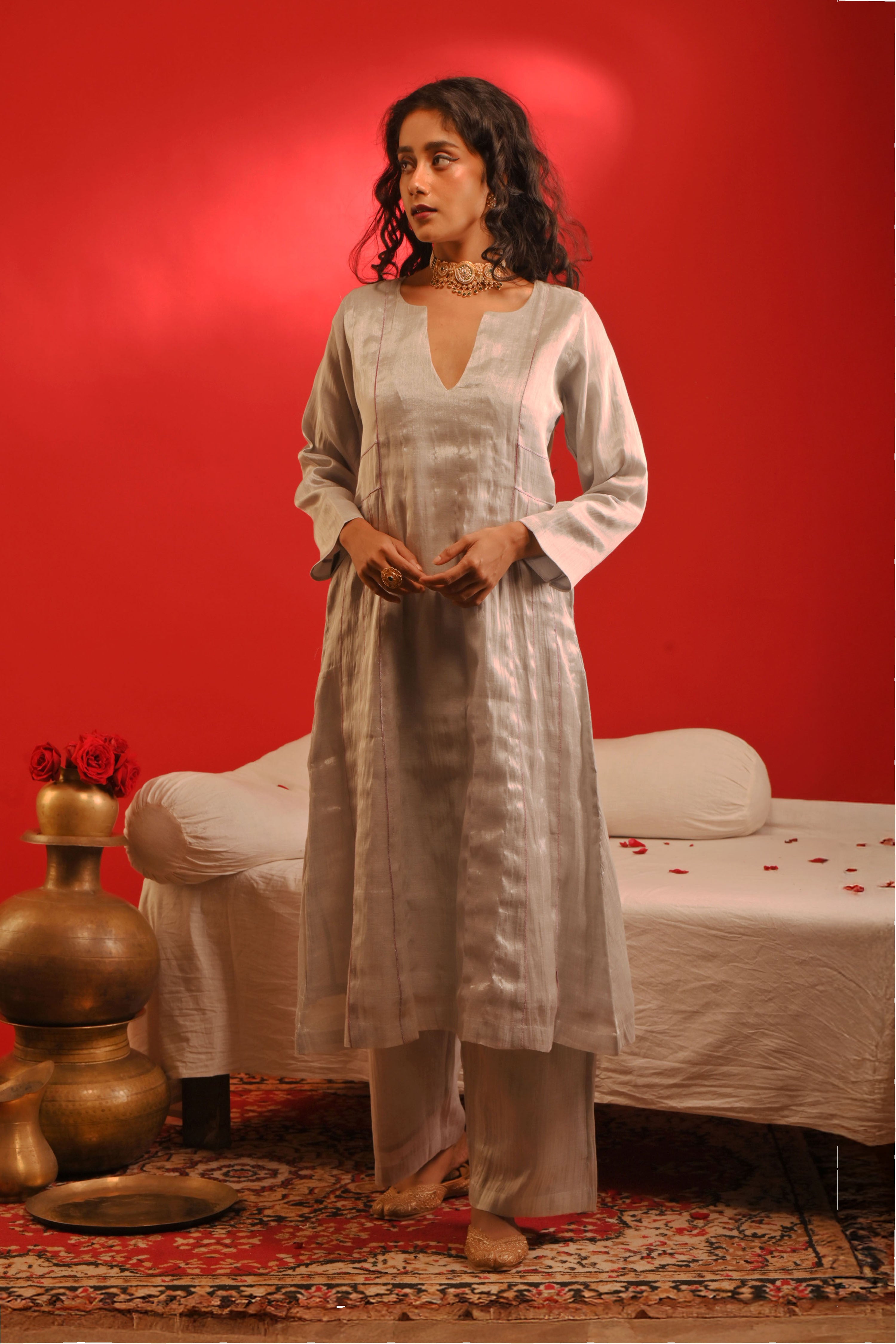 Sreshtha I White handloom tissue kurta pant set