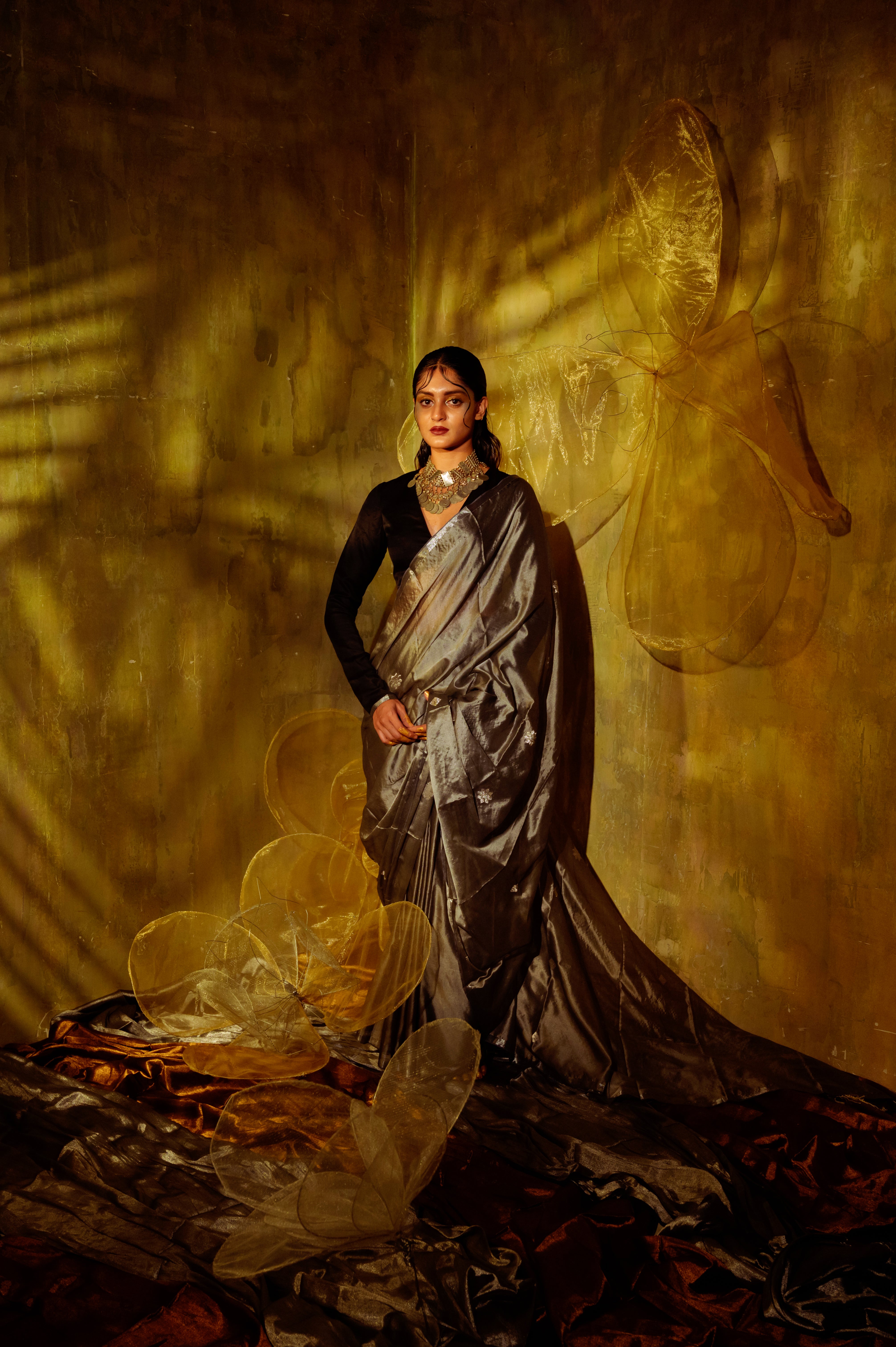 Gulbahar TLR-403 I Silver handloom Silk Saree with minimal flaws