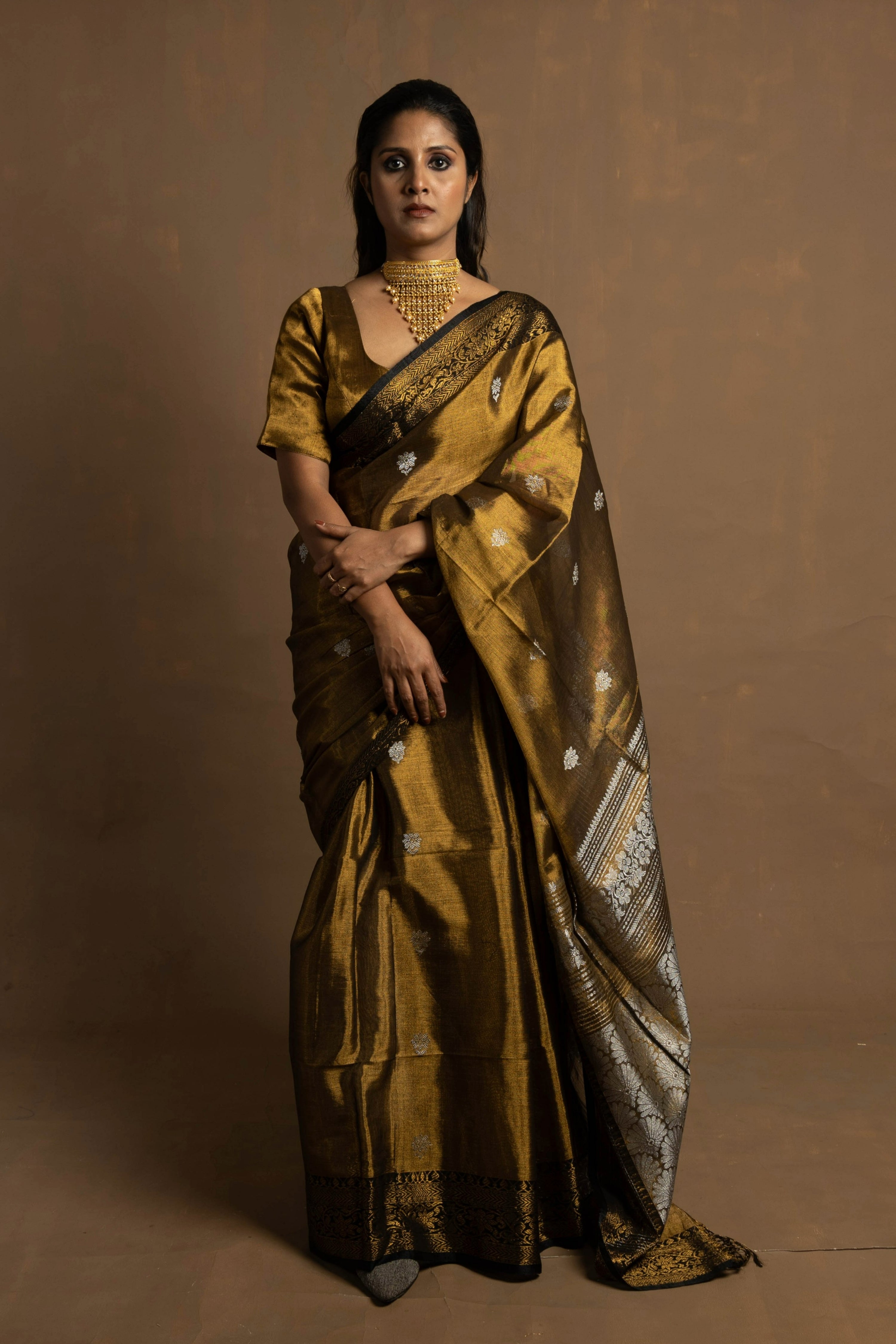 golden-handloom-tissue-banarasi-saree