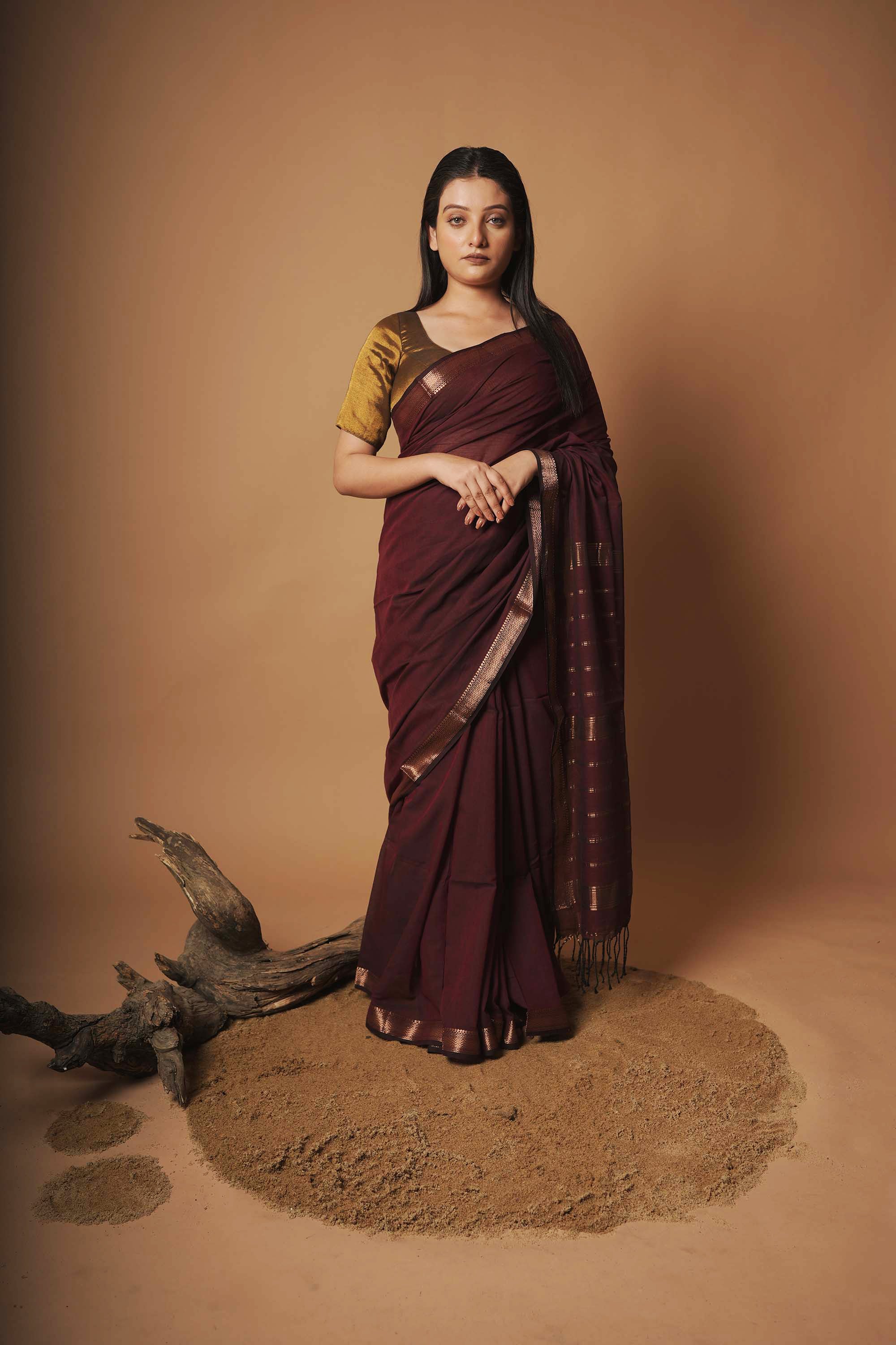 Ruby splendour I Maroon handloom cotton saree with zari border