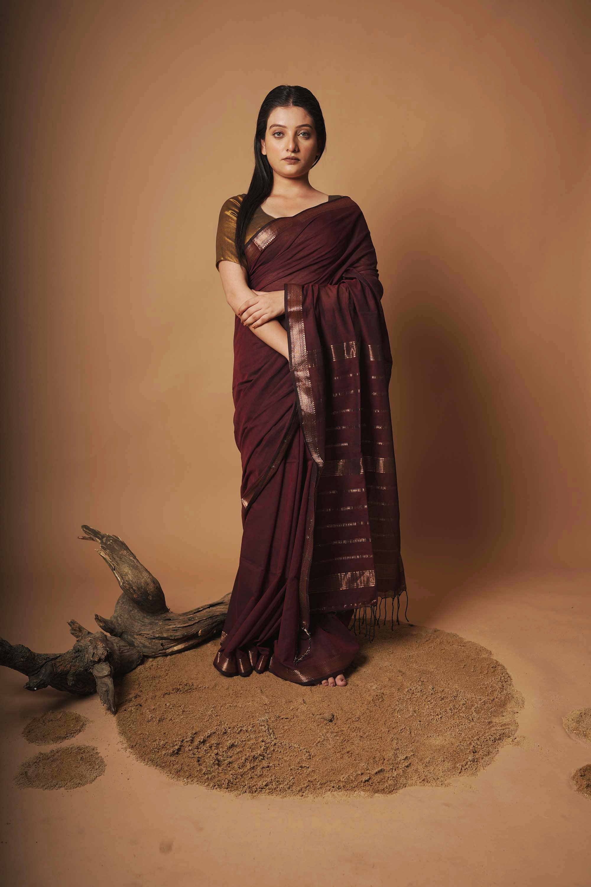 Ruby splendour I Maroon handloom cotton saree with zari border