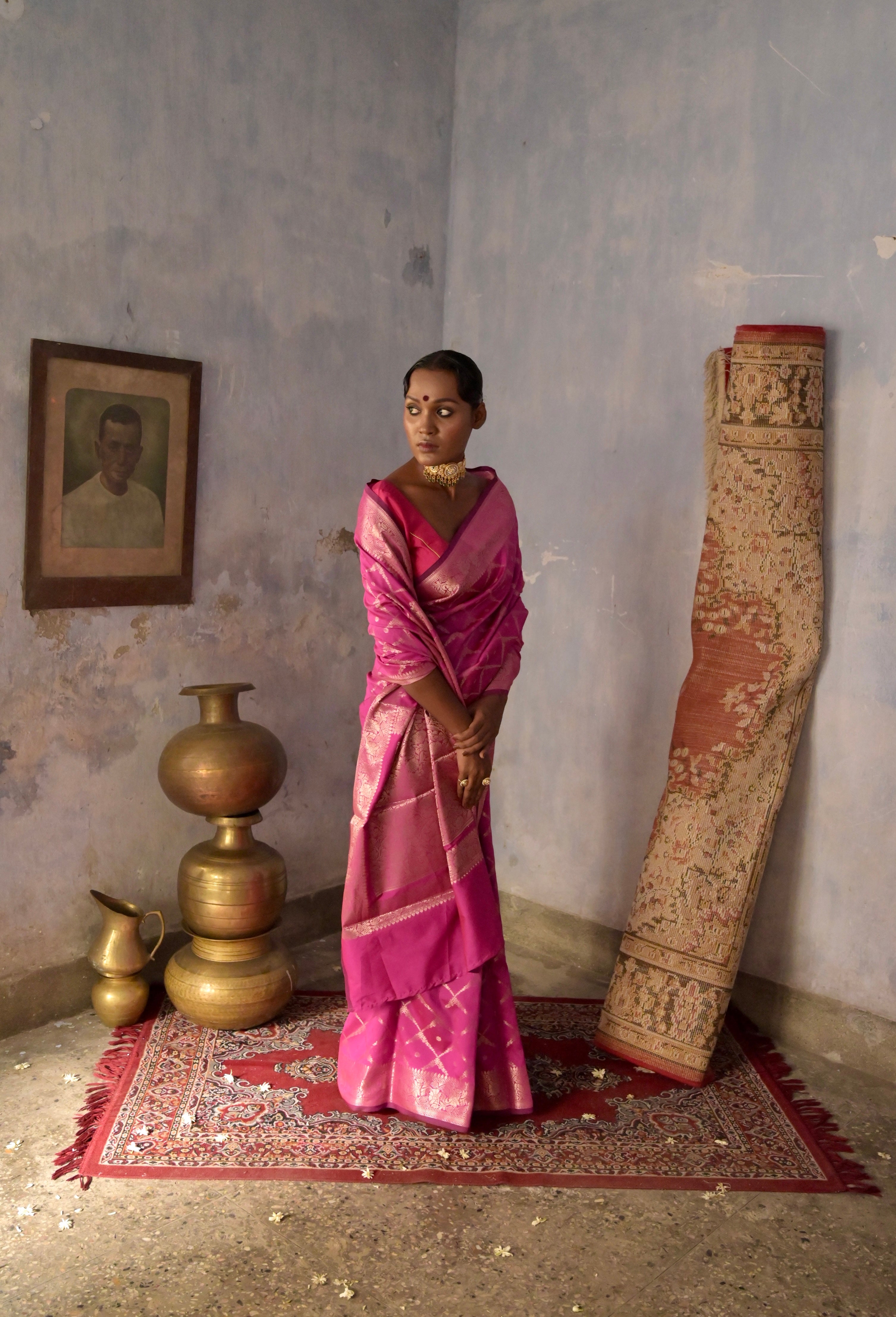 Niyara I Rani pink Handloom silk Jaal Banarasi Saree with floral Zari Border