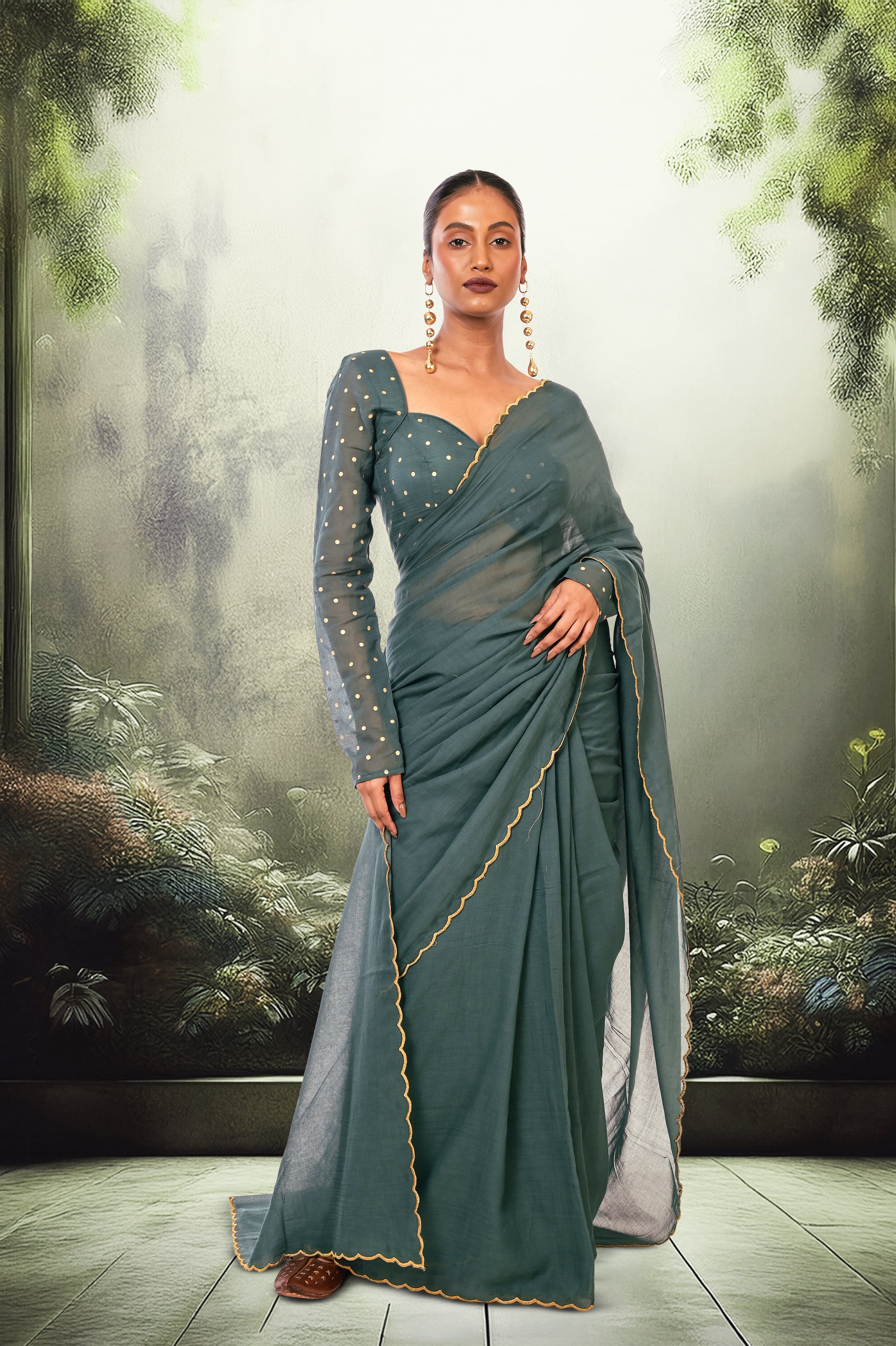 hand-woven-bottel-greenmul-cotton-saree