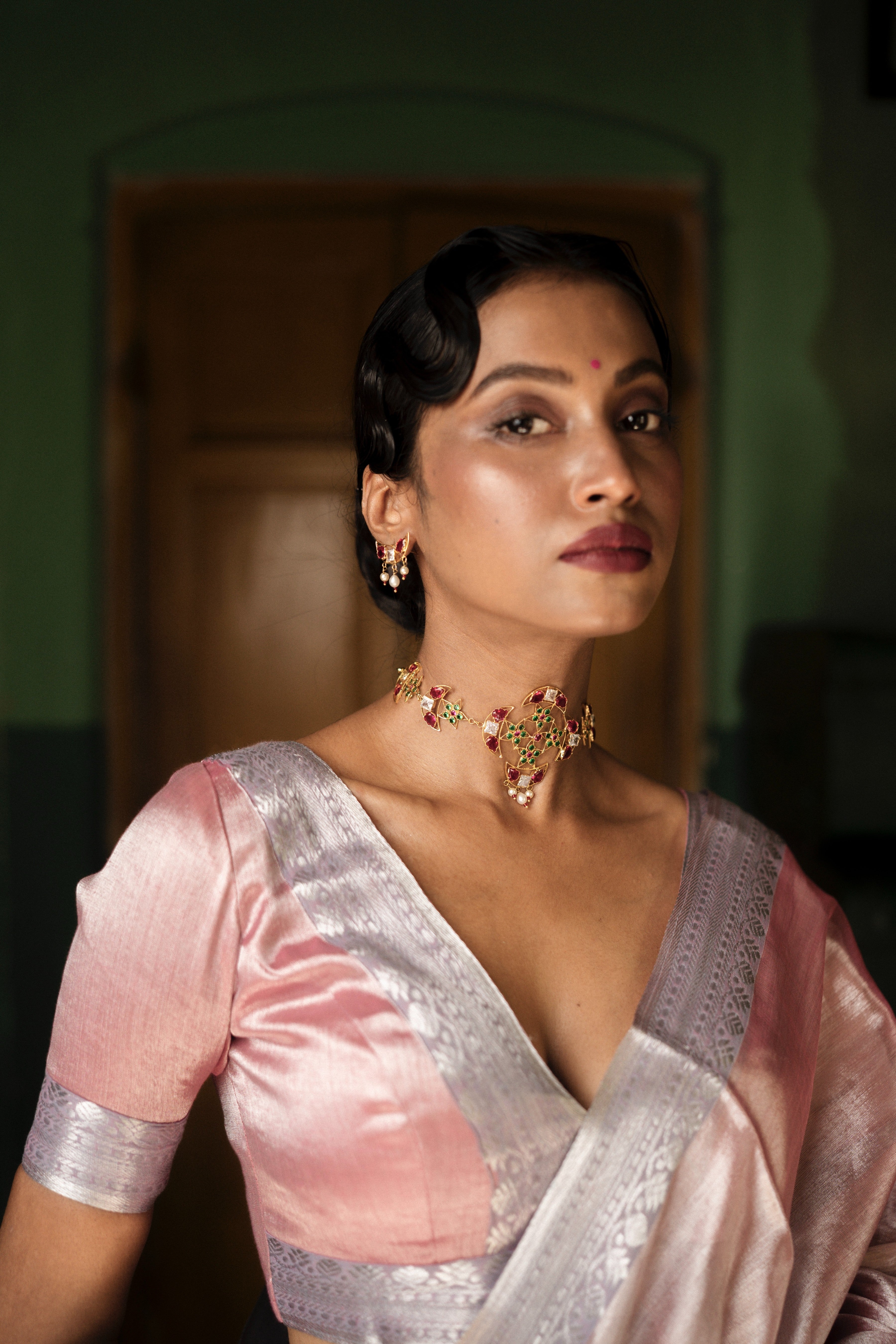 Her Majesty TLR-254 I Pink Handloom Saree with minimal Flaws