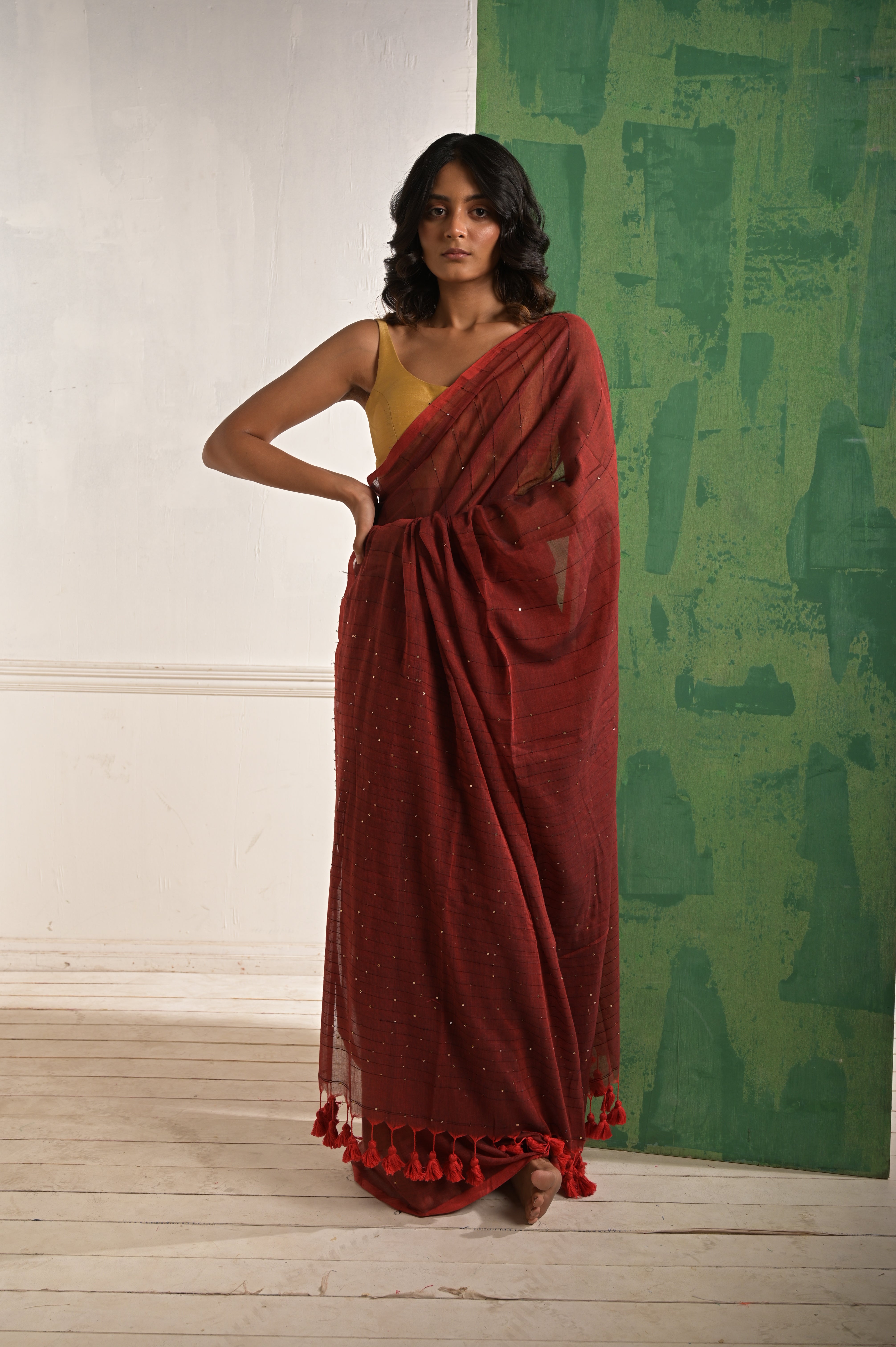 Saanjh Baati ki khushboo I Maroon mul cotton saree with beaded sequins