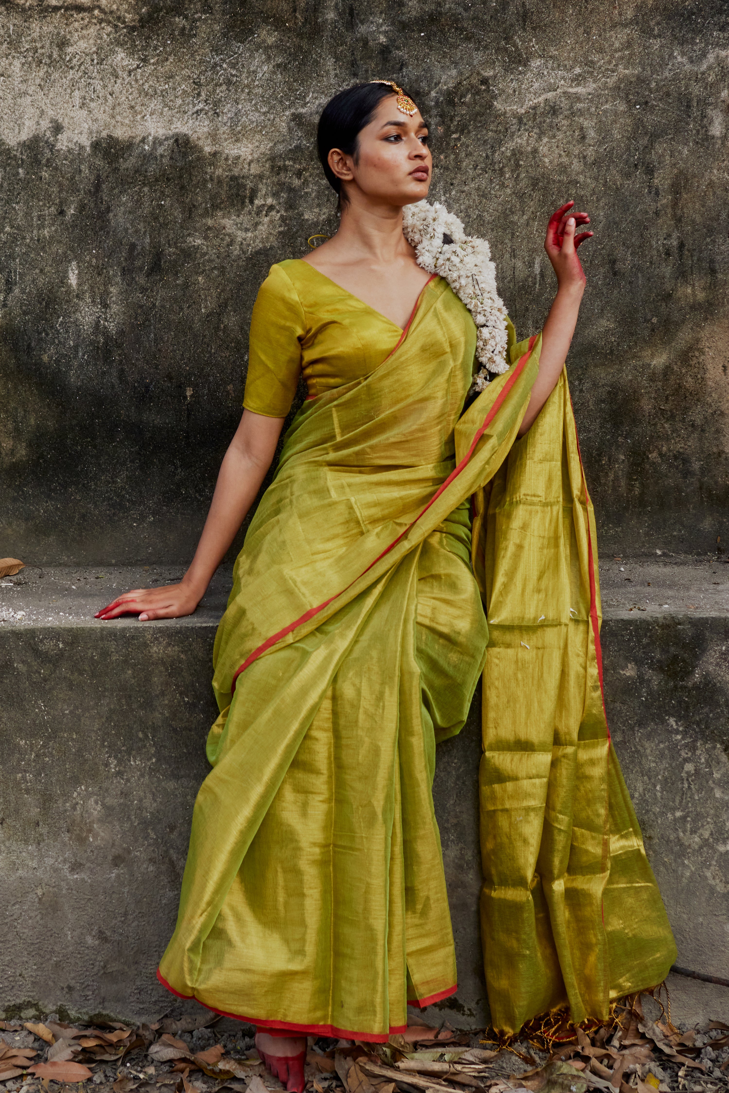 Handwoven Neon Green Tissue Saree with Ready to Wear Neon Green Blouse Combo (Kapittha & Rangeen Neon)