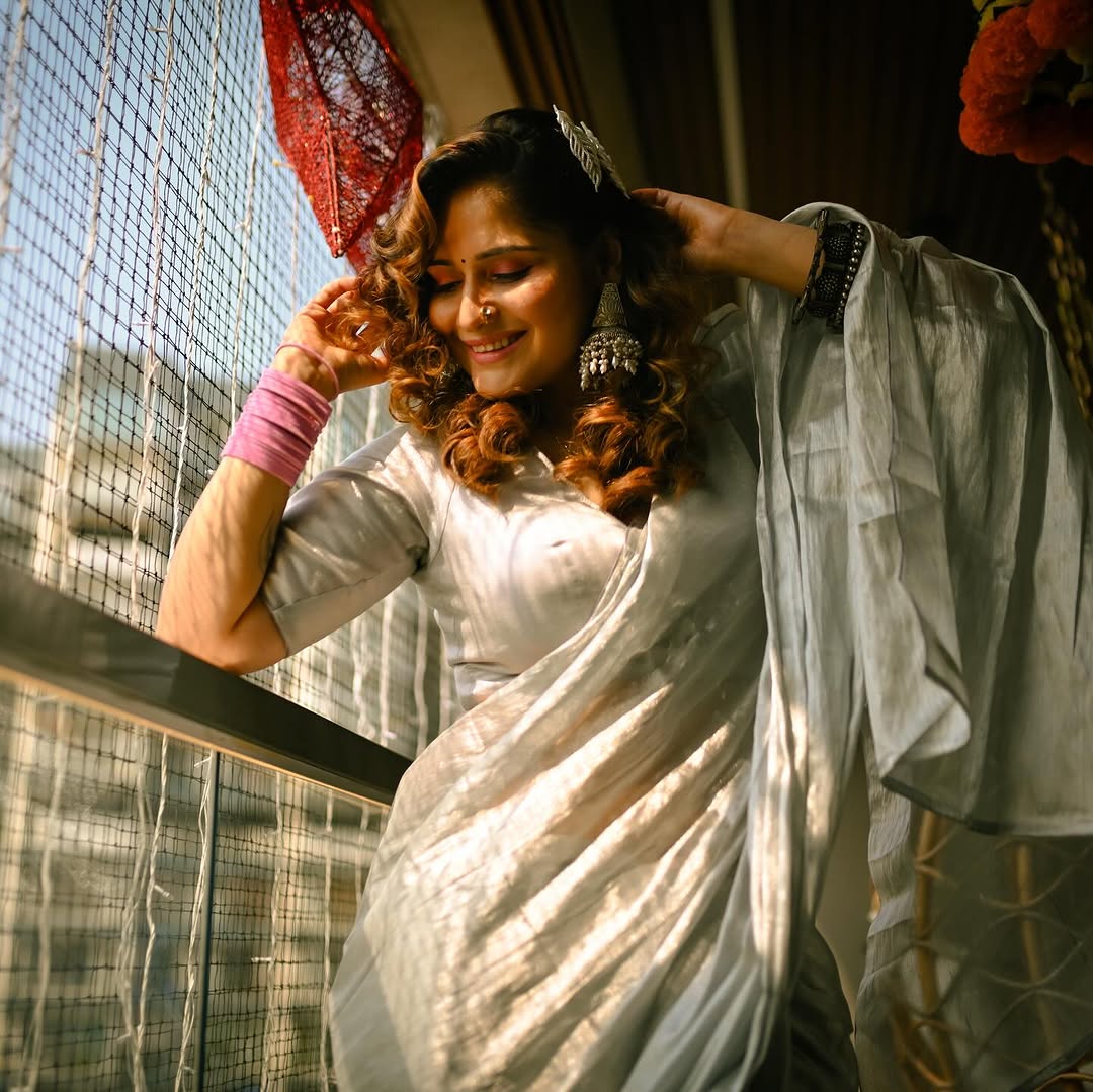 Arti Singh in Our Pista Badam