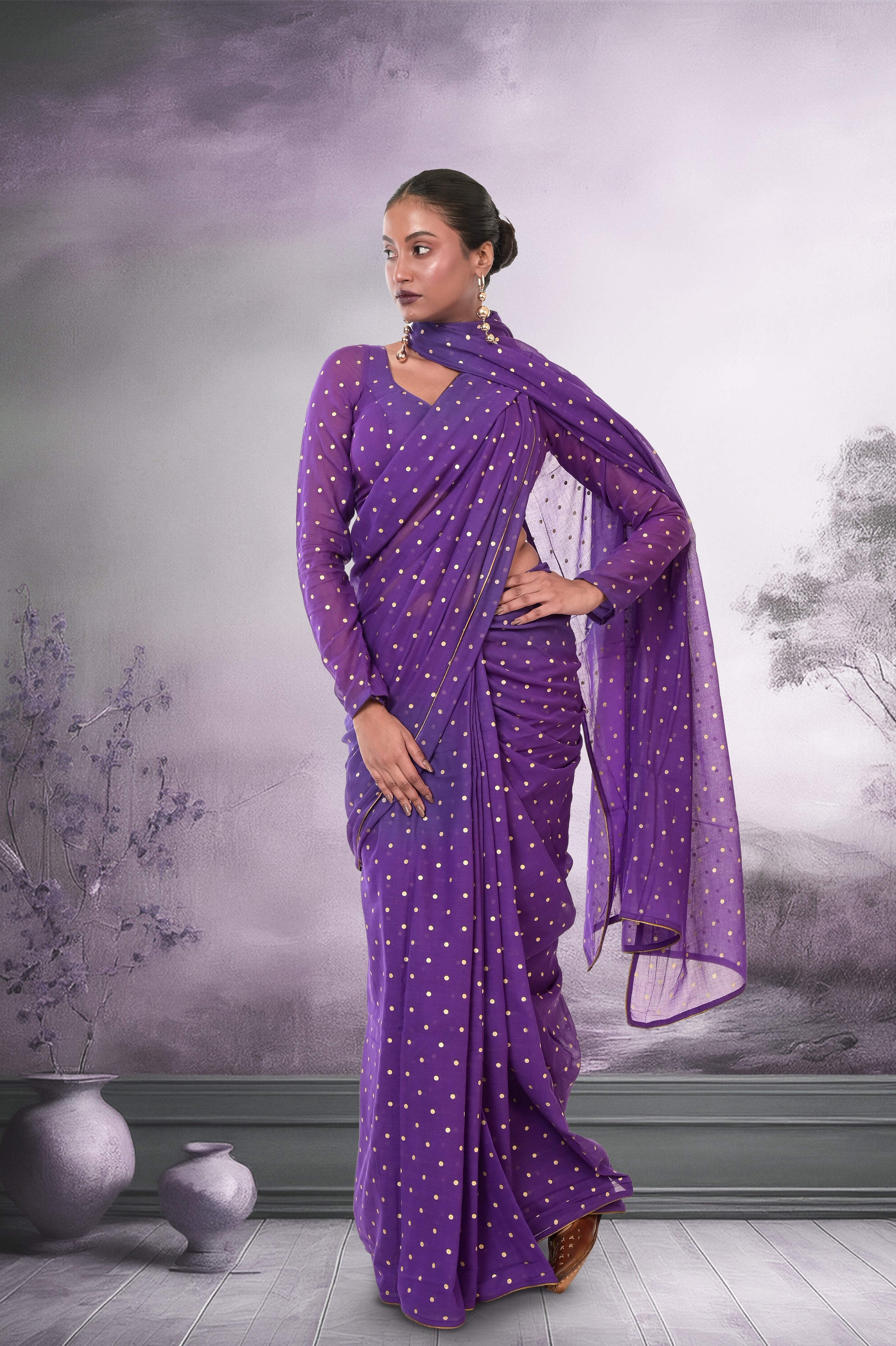hand-woven-purple-mul-cotton-metallic-polka-dot-saree