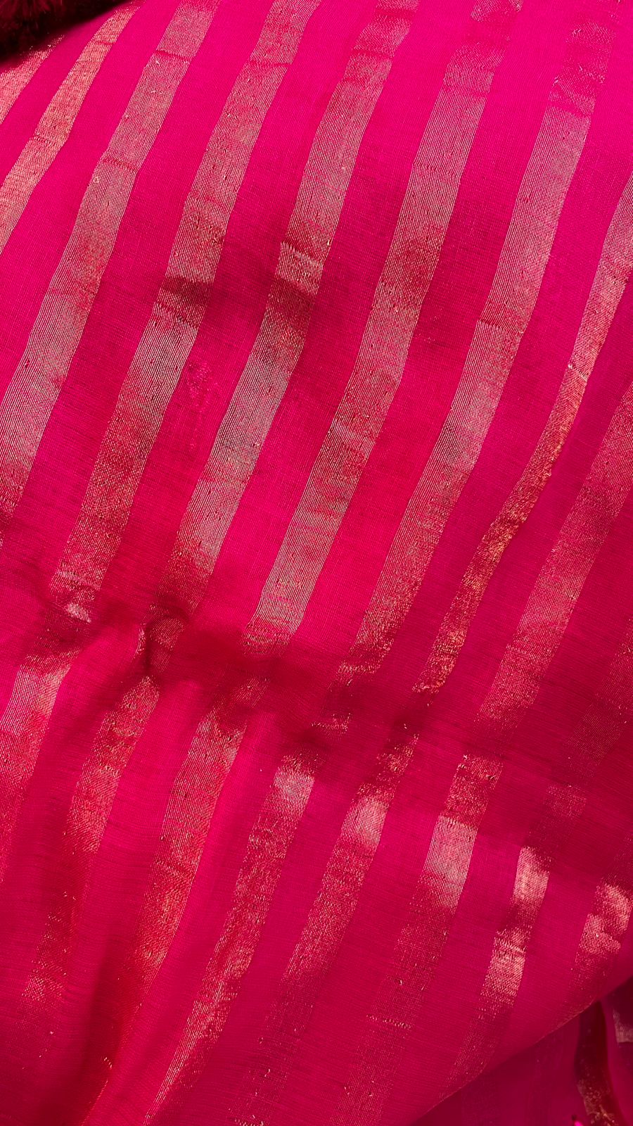 Twin Realm TLR- 286 I Pink Cotton stripes saree with minimal flaws