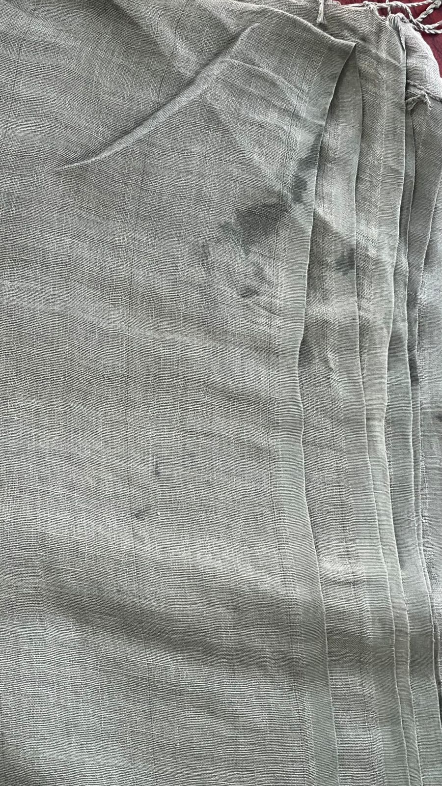 Rimjhim Saavan TLR-182 I Green Handloom Linen Saree With Minimal Flaws