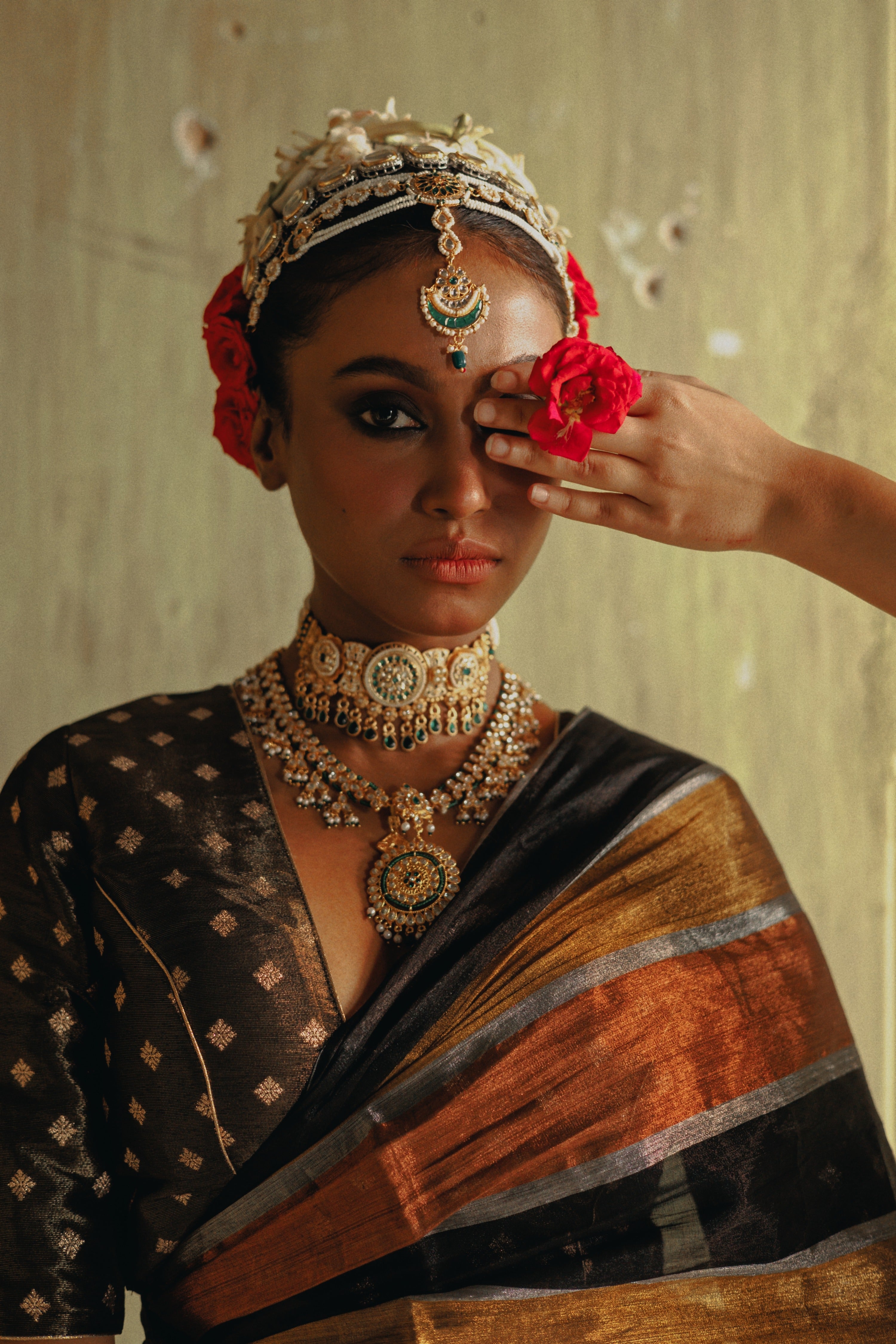 golden-copper-silver-black-stripes-tissue-saree