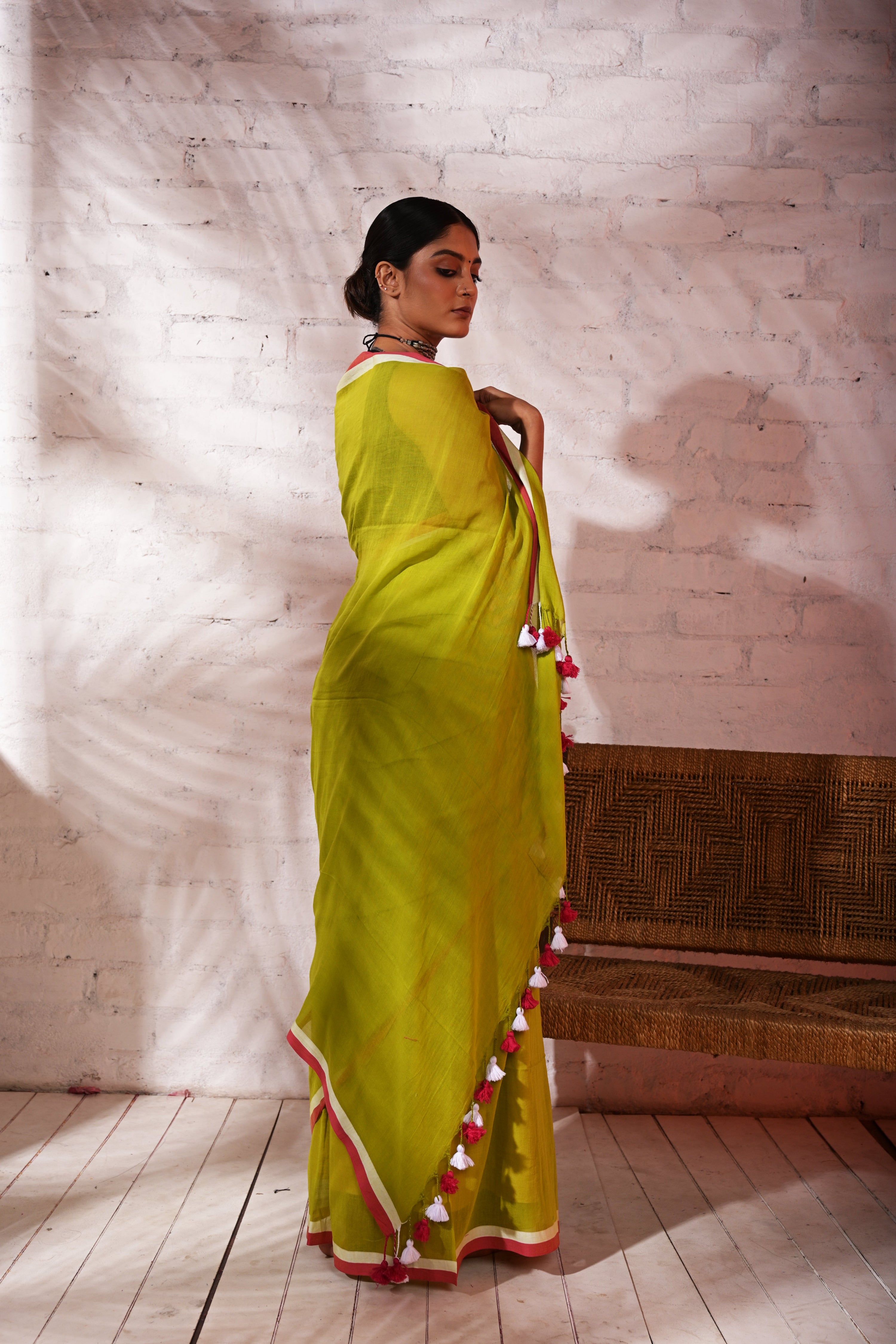 hand-woven-light-green-cotton-saree