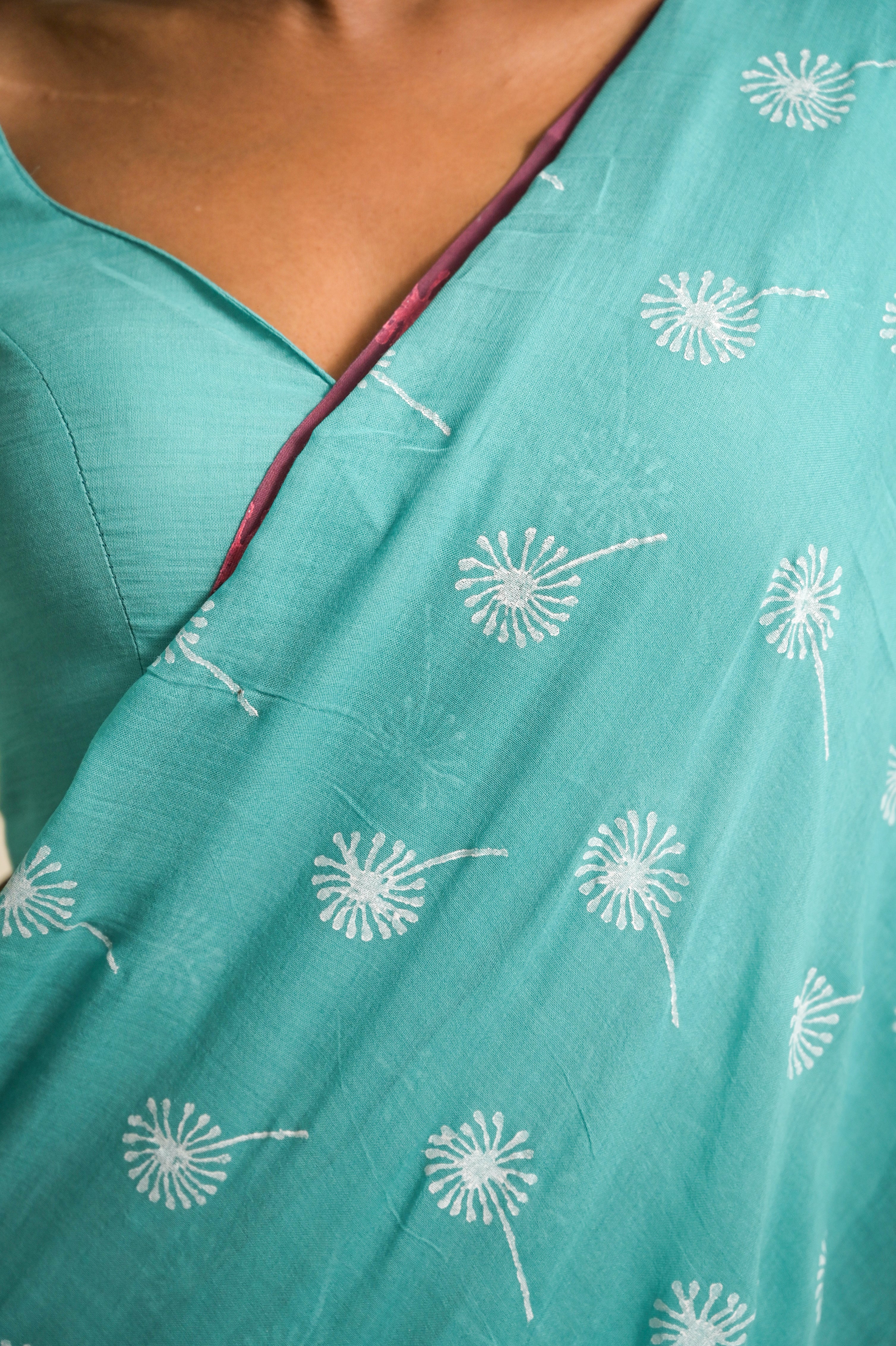 handloom-saree-with-handblock-printed-motif