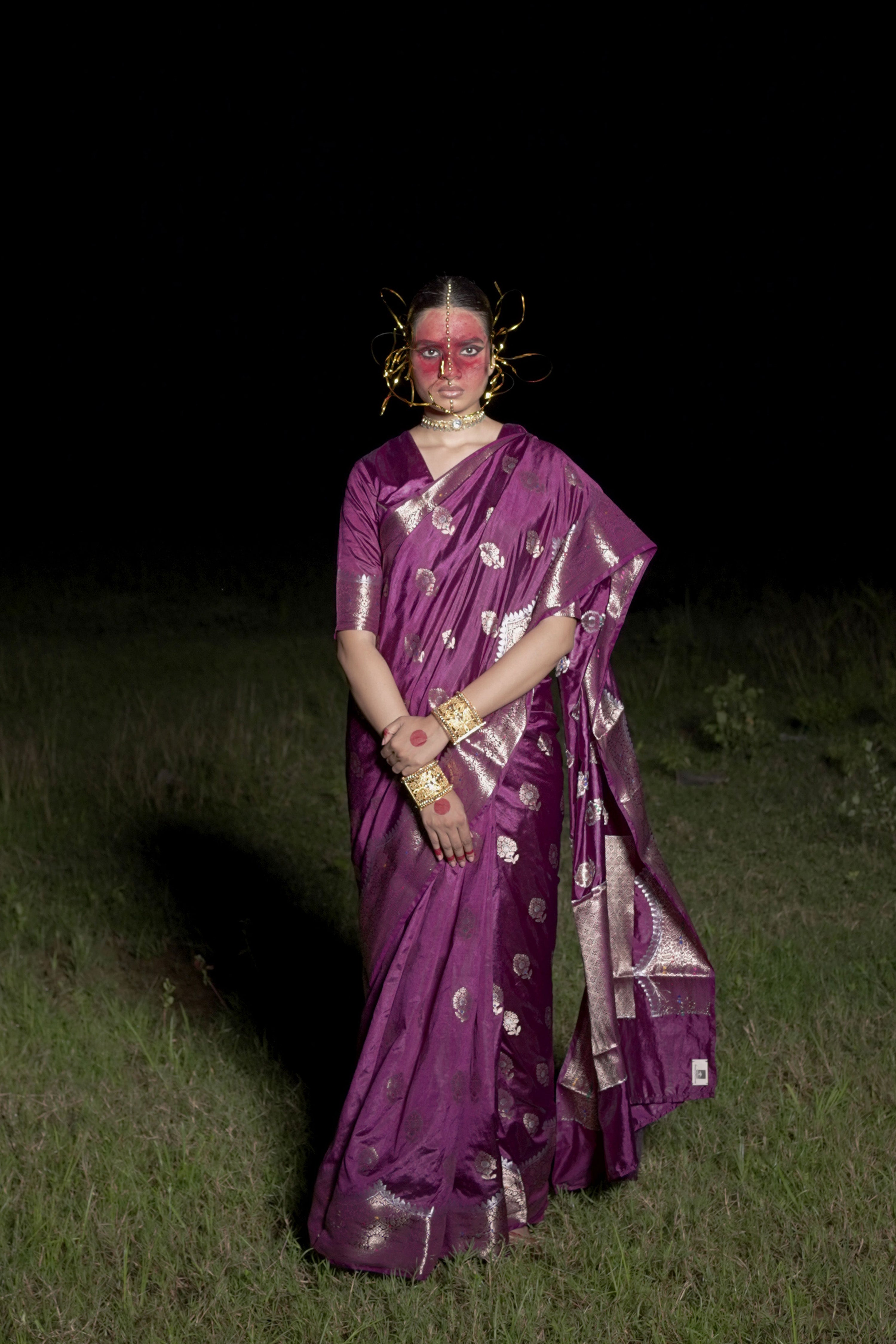 handwoven-katan-banarsi-saree-with floral-zaal-border