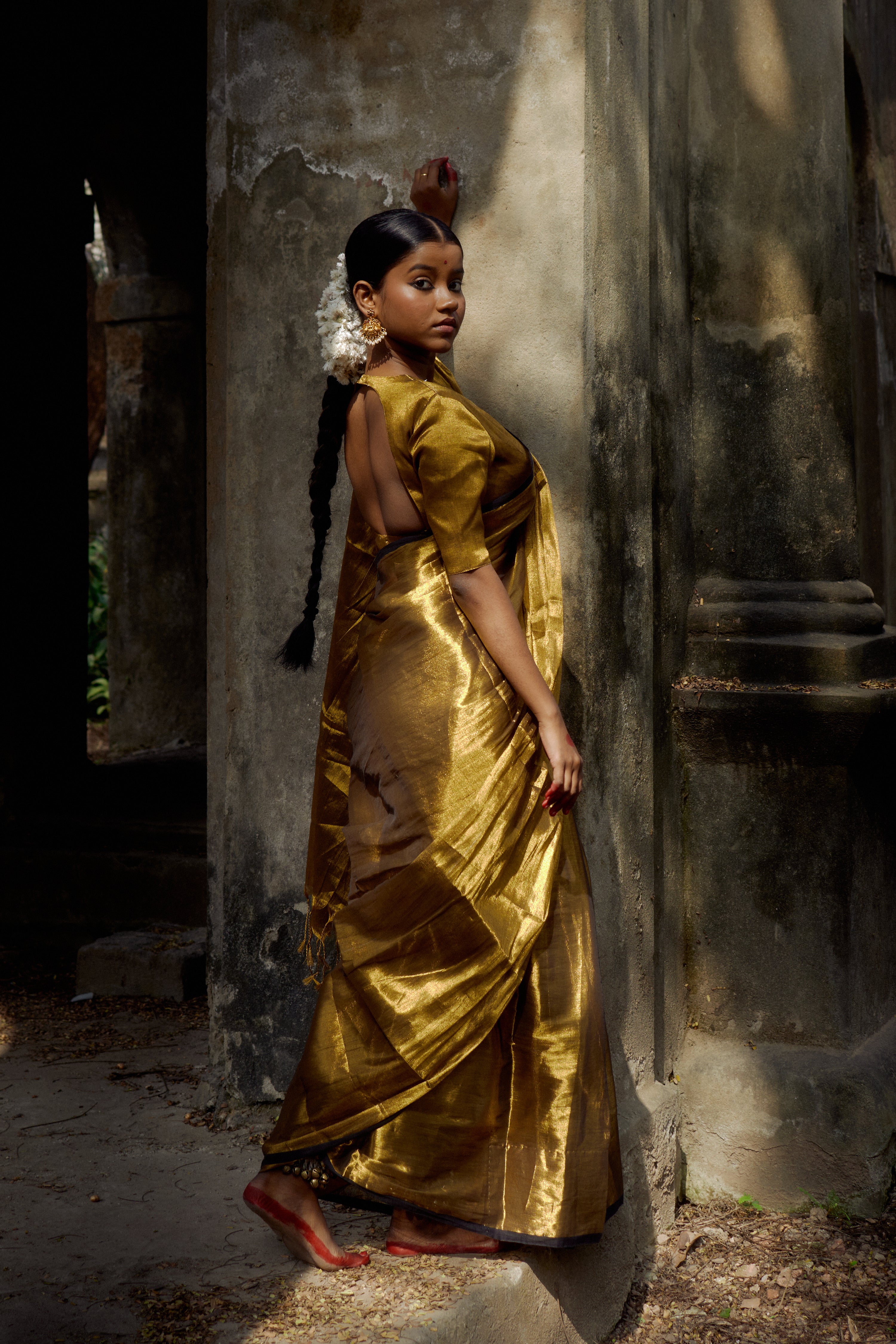 plain-golden-saree-with-black-border