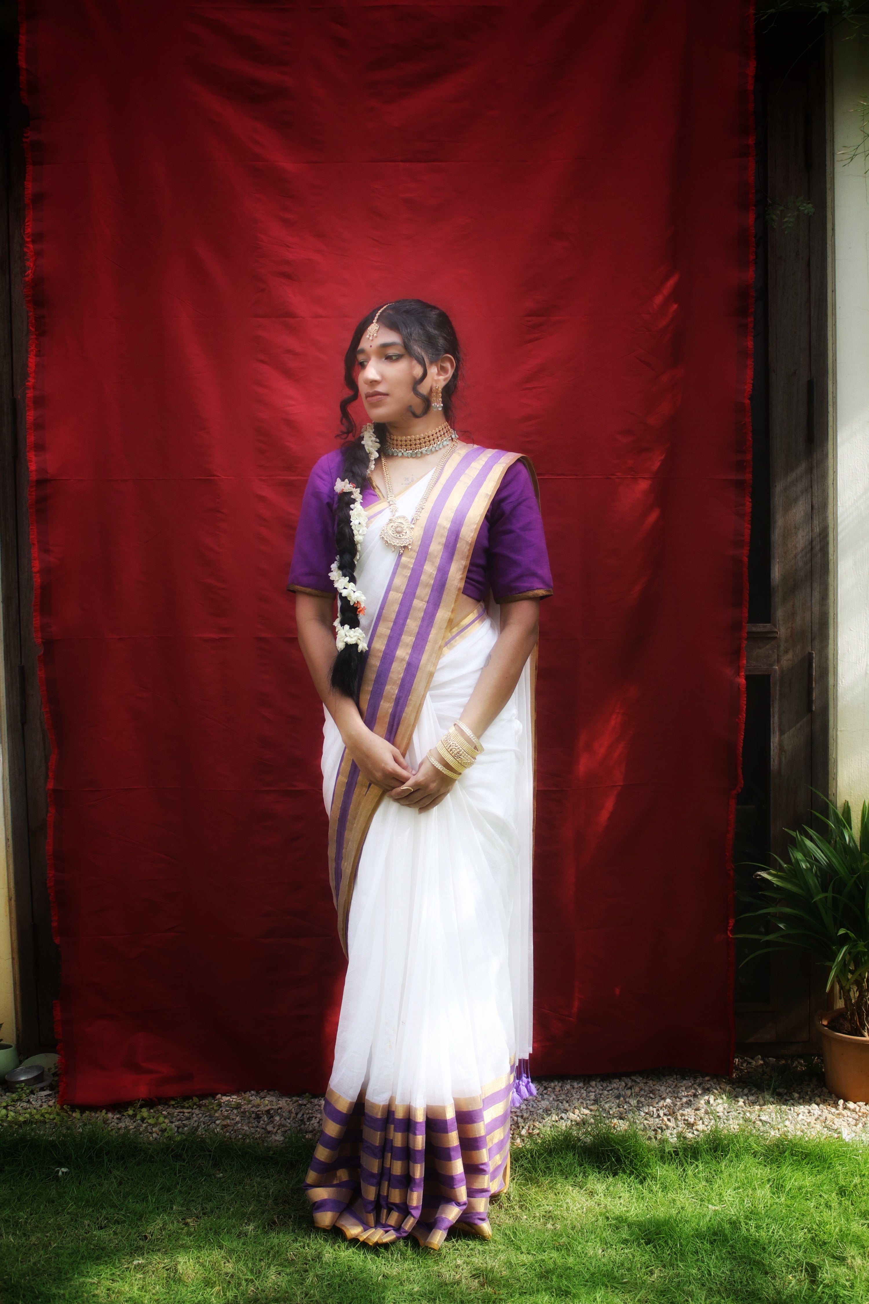white-handloom-cotton-saree