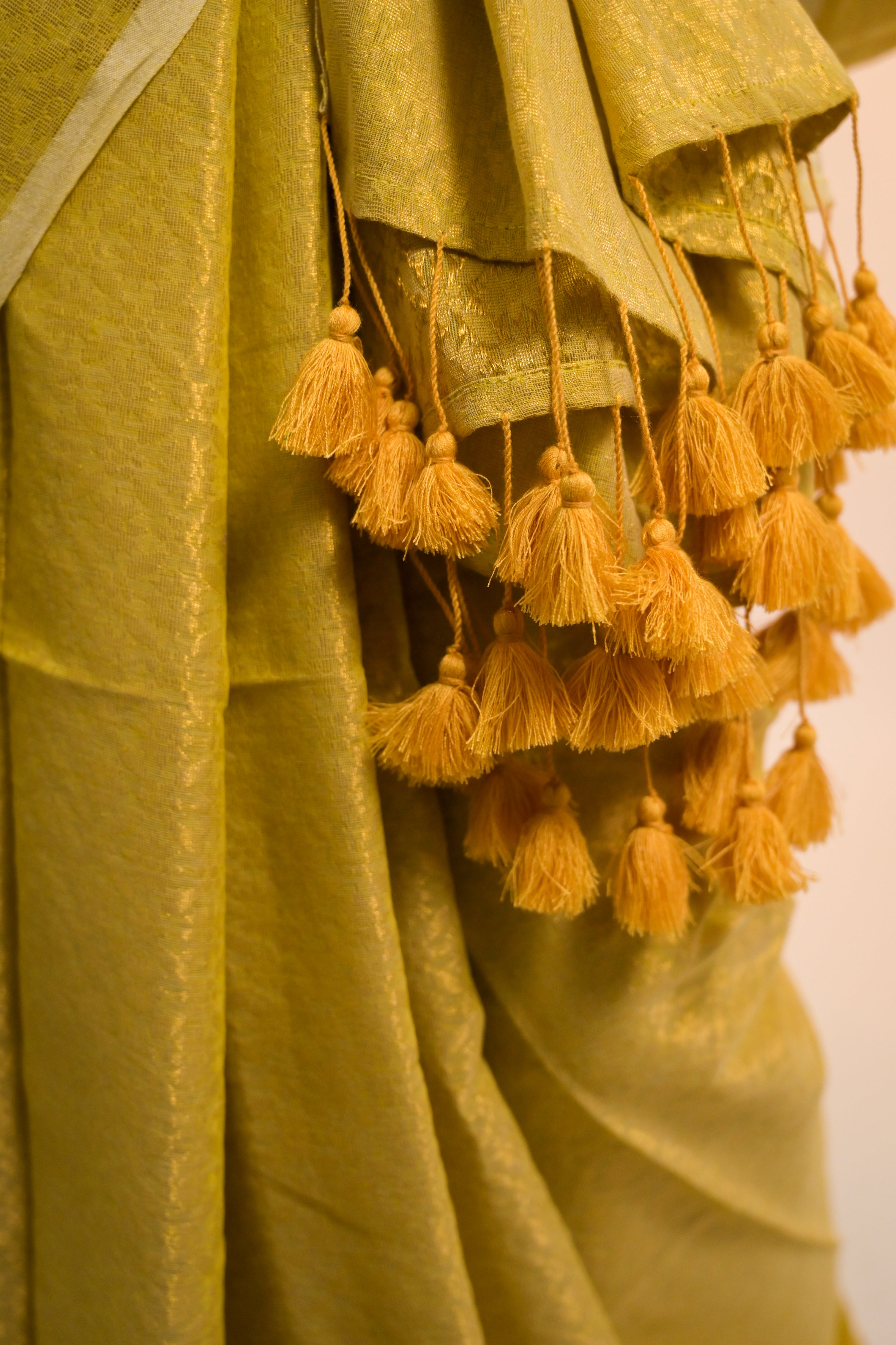 yellow-handloom-saree