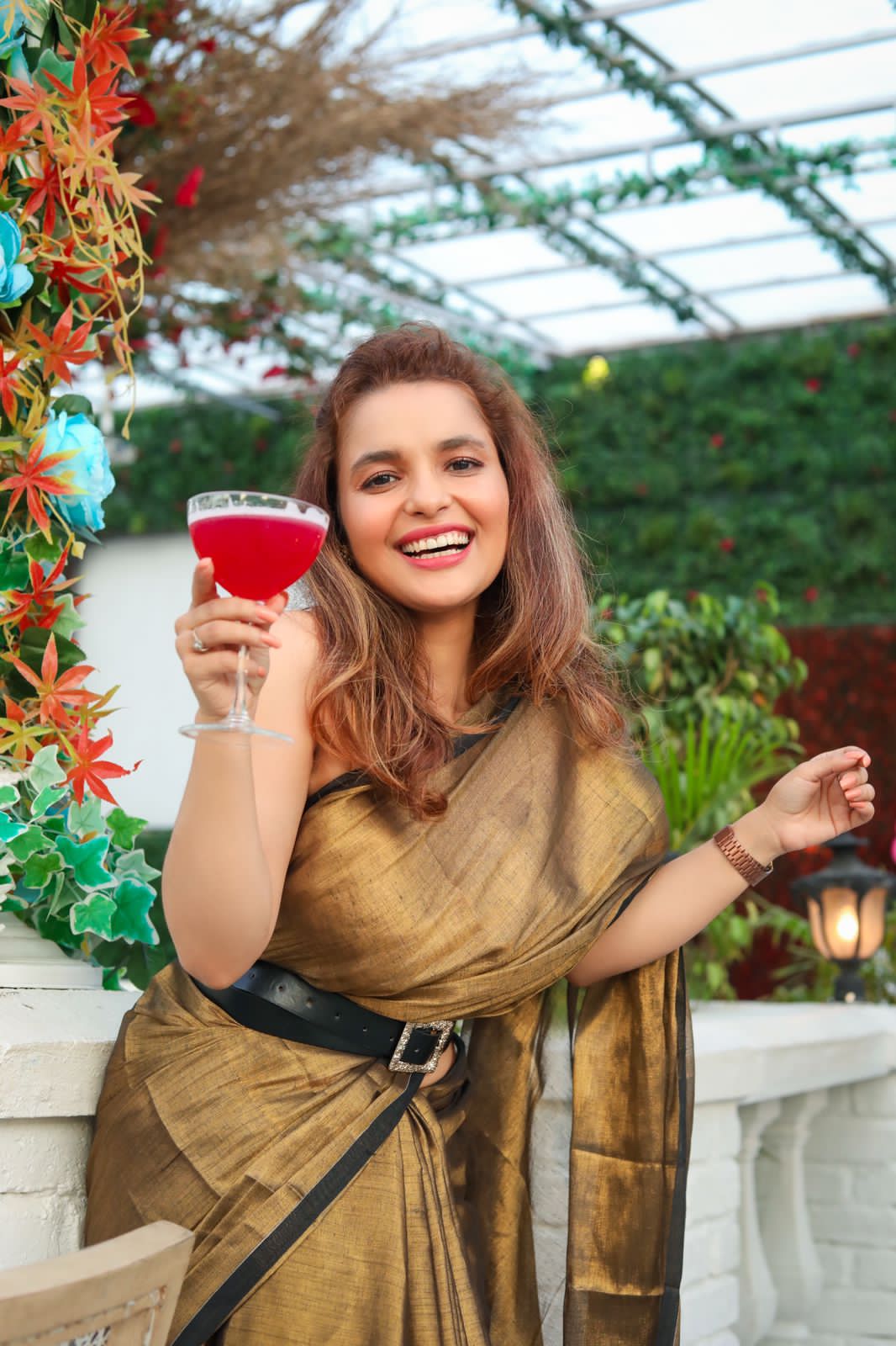 Chitrashi Rawat (Komal Chautala) adorned in our Shikara gold tissue