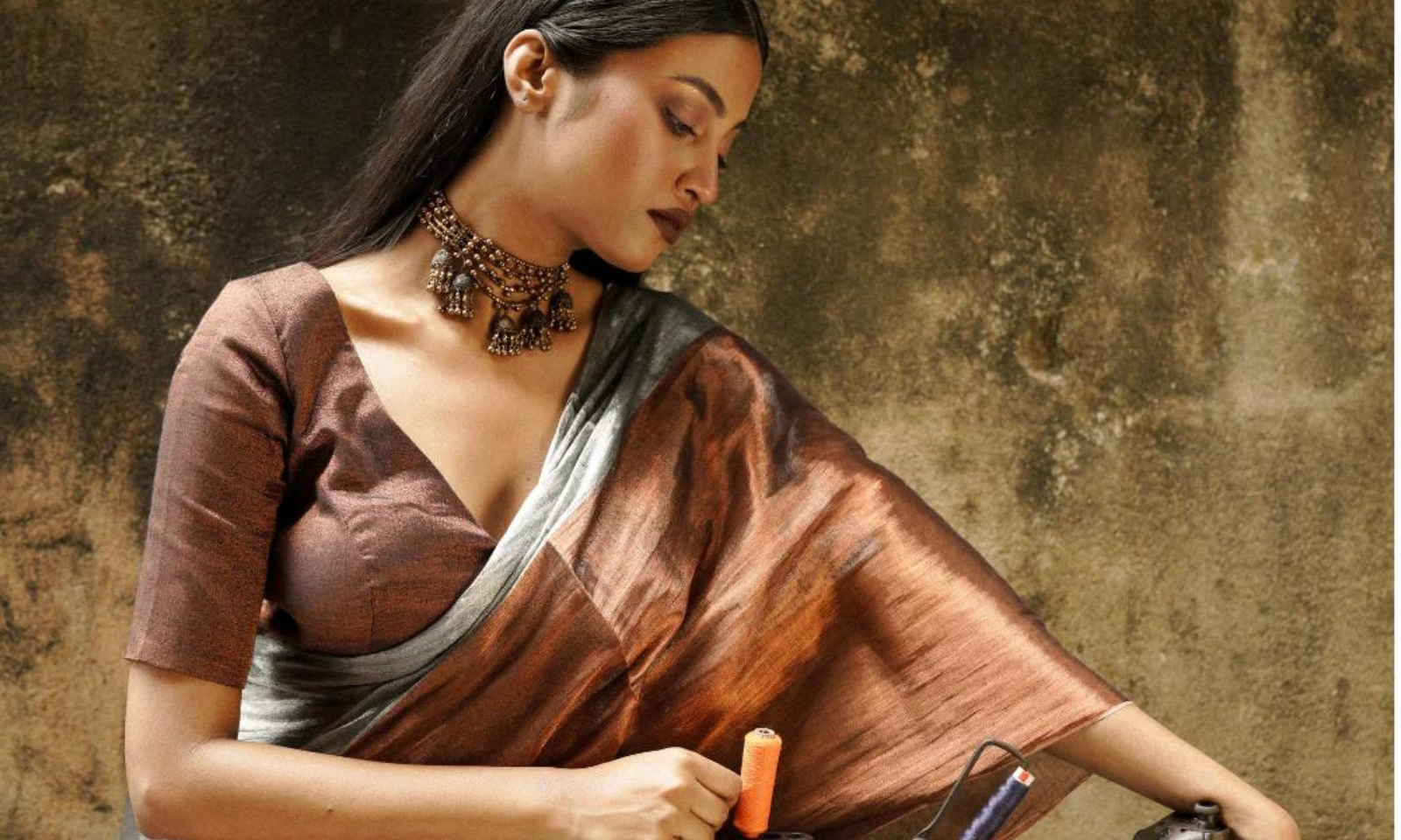 11+ Stunning Blouse Designs for Silk Sarees