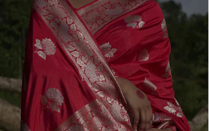Durga Puja Sarees: Choosing the Perfect Pandal-Hopping Look
