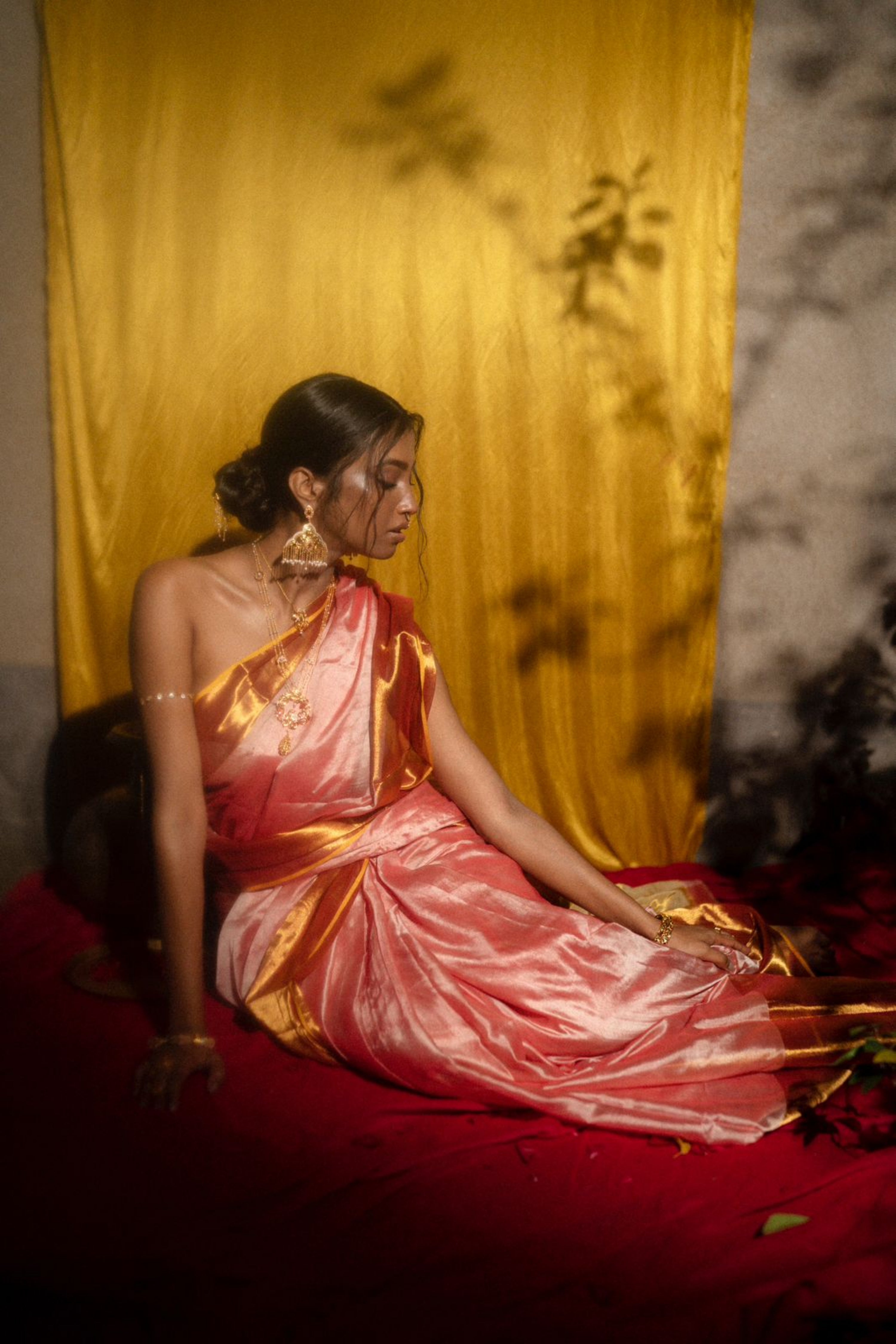 Mohini TLR-402 I Pink handloom saree with with minimal Flaws