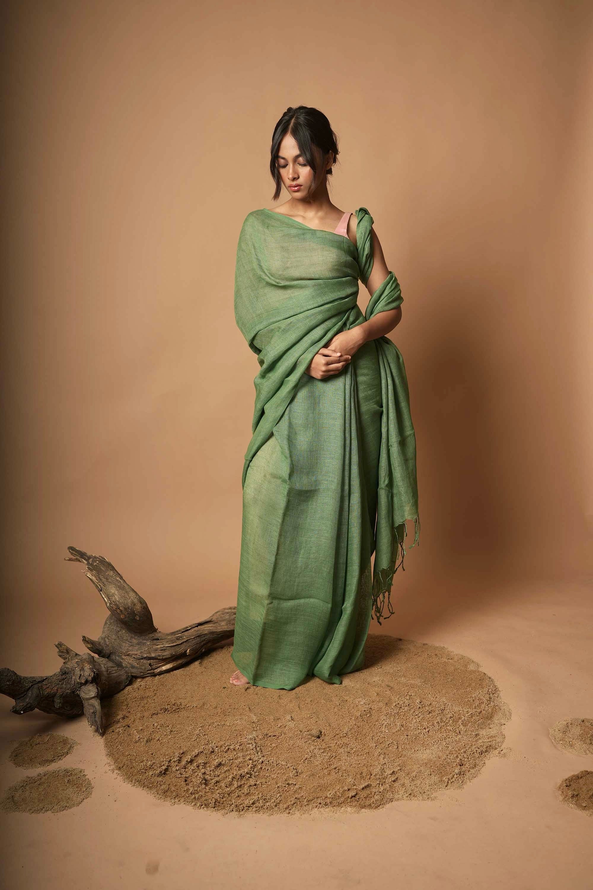 Rimjhim Saavan I Green Handloom Linen Saree