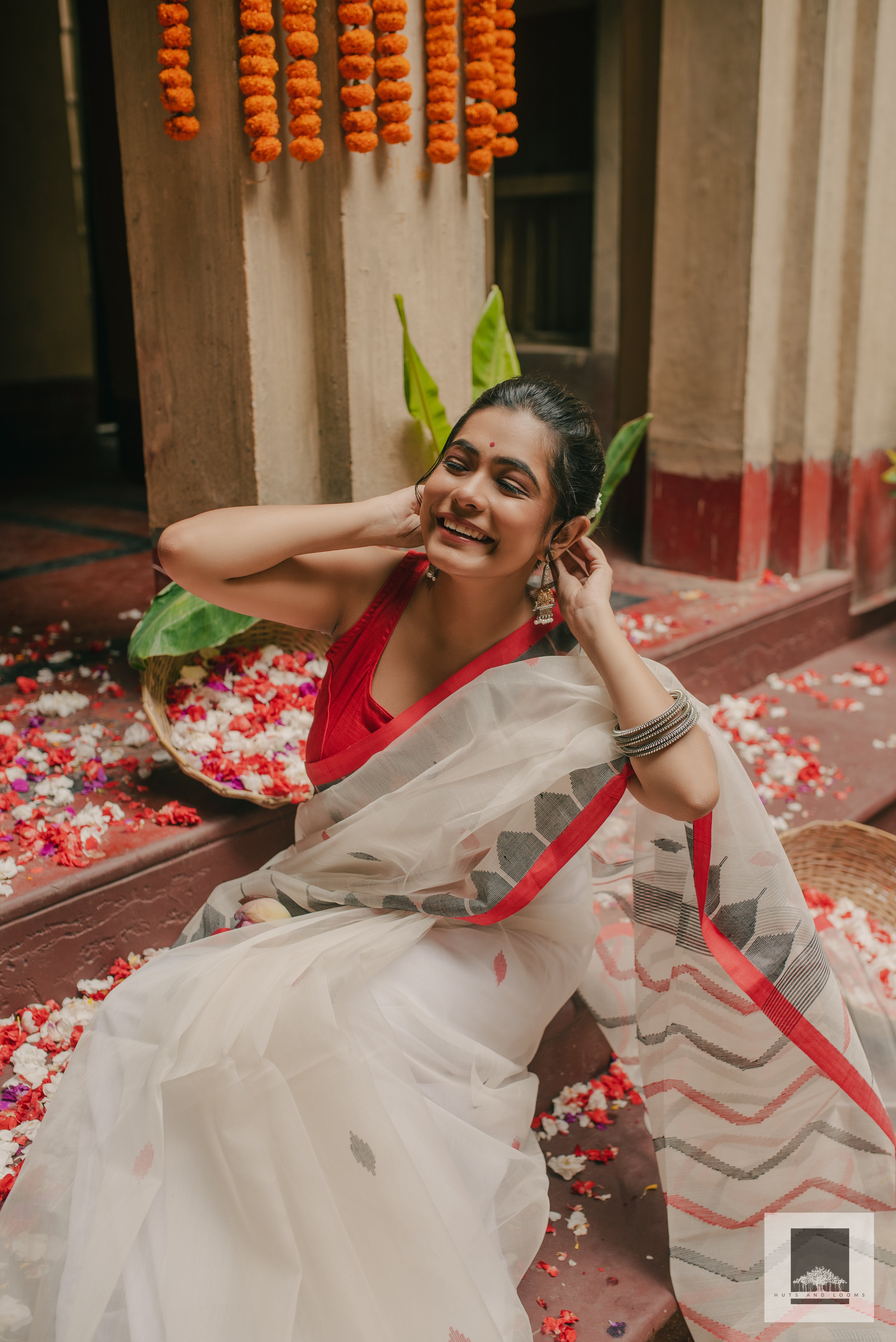 Manohari I Red and White Handloom Silk Saree