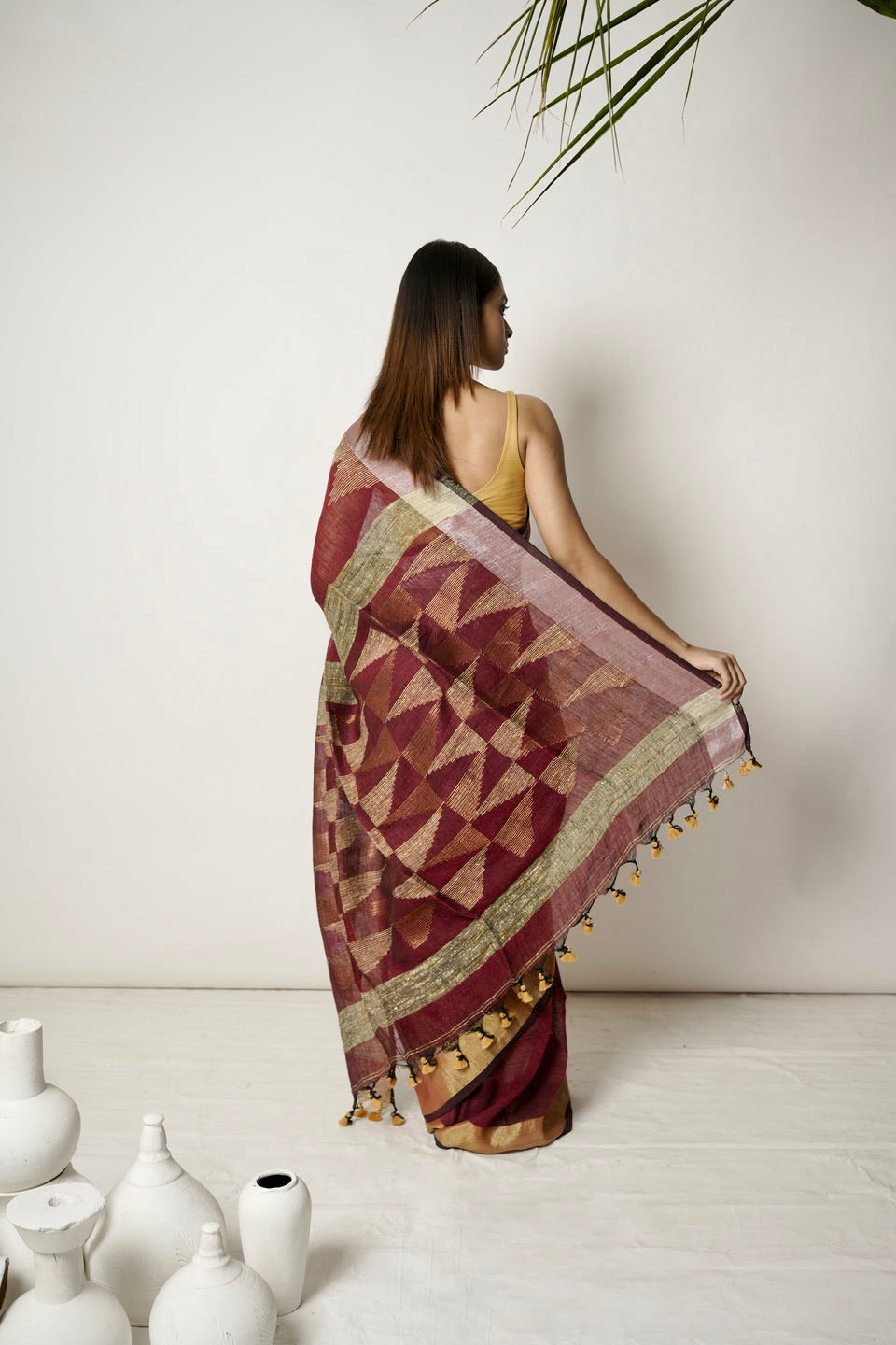 Munga Magic I Maroon Handloom Linen Saree