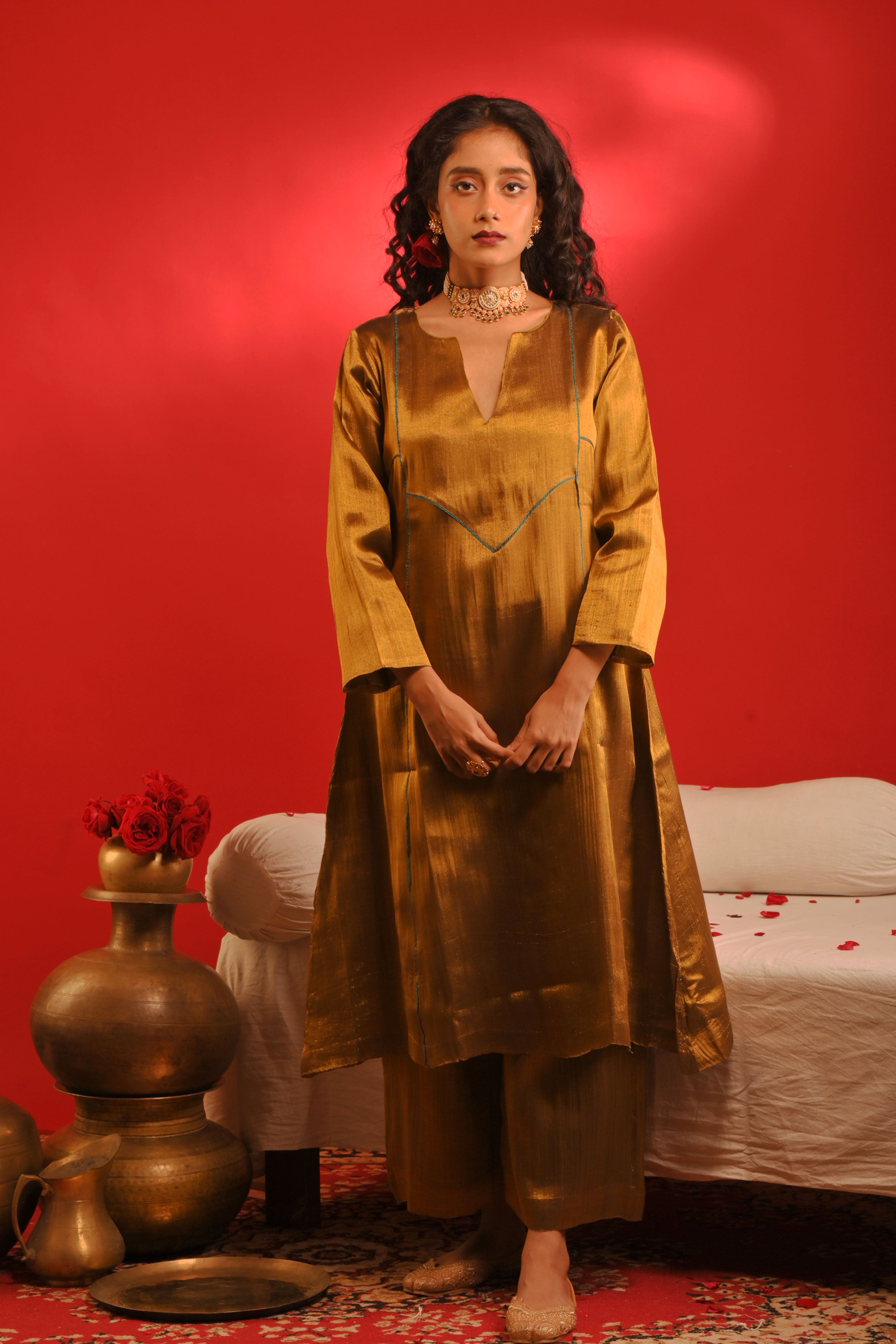 Smritika I Golden handloom tissue kurta pant set with green piping