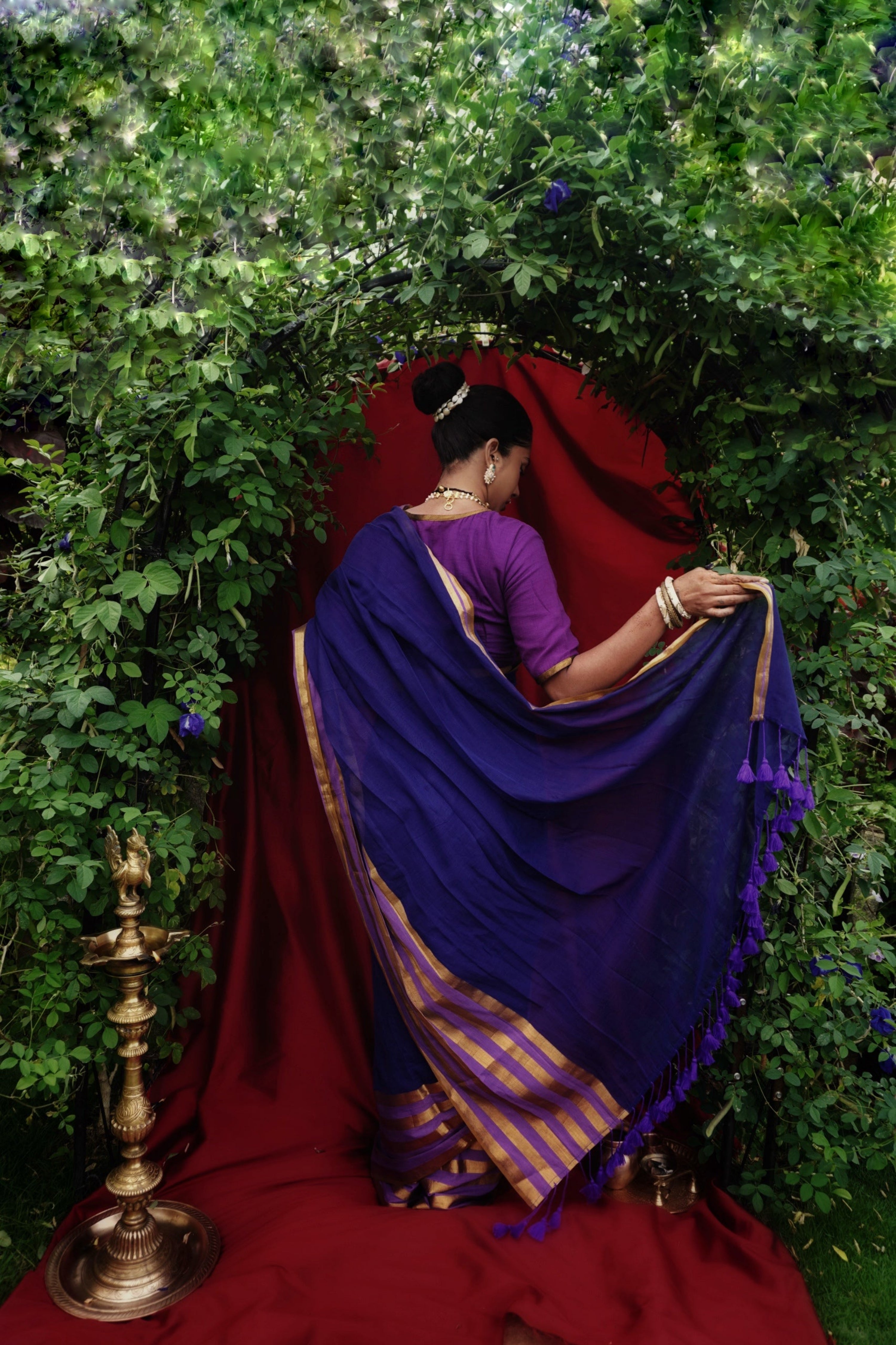 blue-cotton-saree-with-tassels
