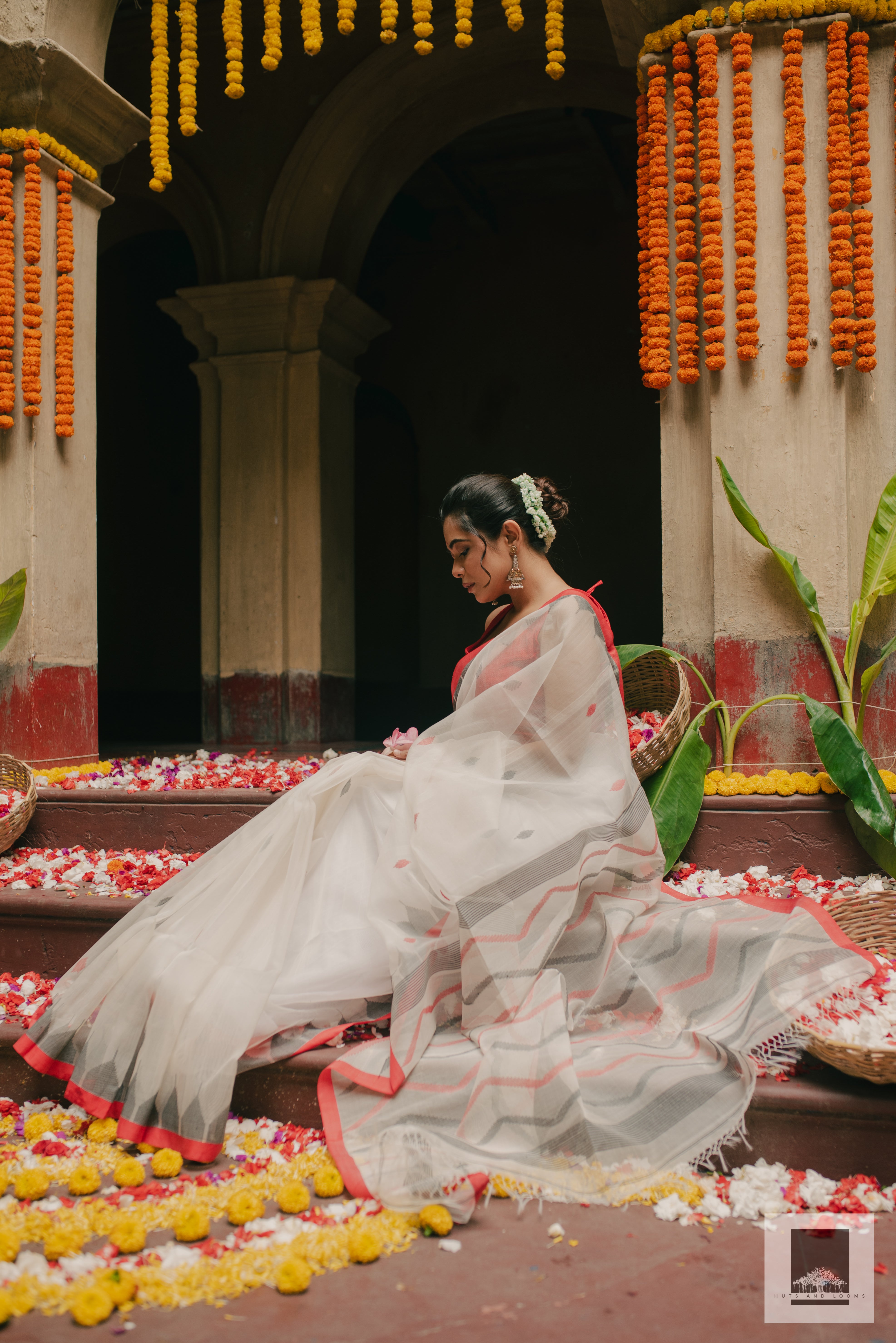 Manohari I Red and White Handloom Silk Saree