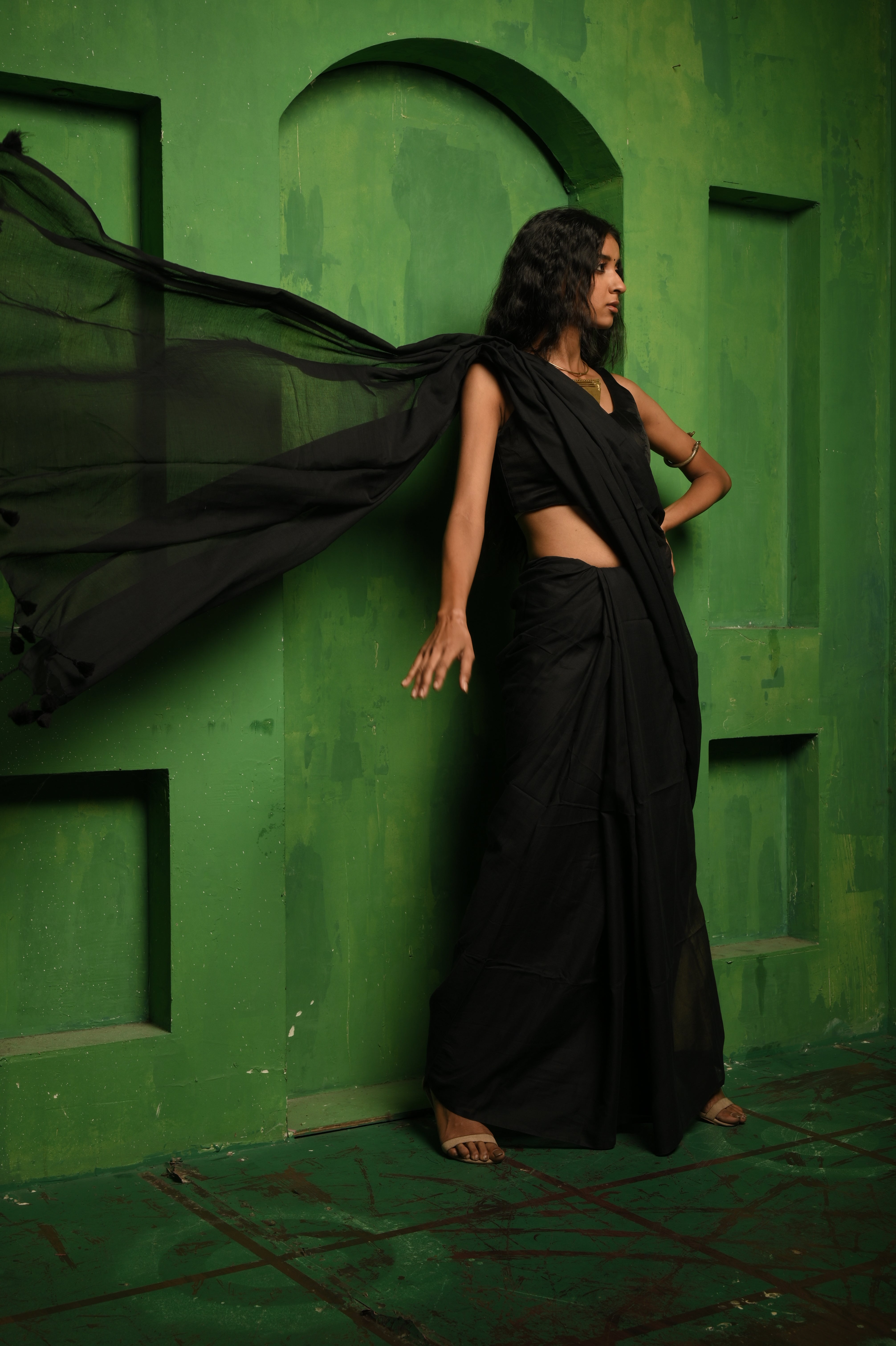 Kasturi I Black handloom mul cotton  saree with tassels