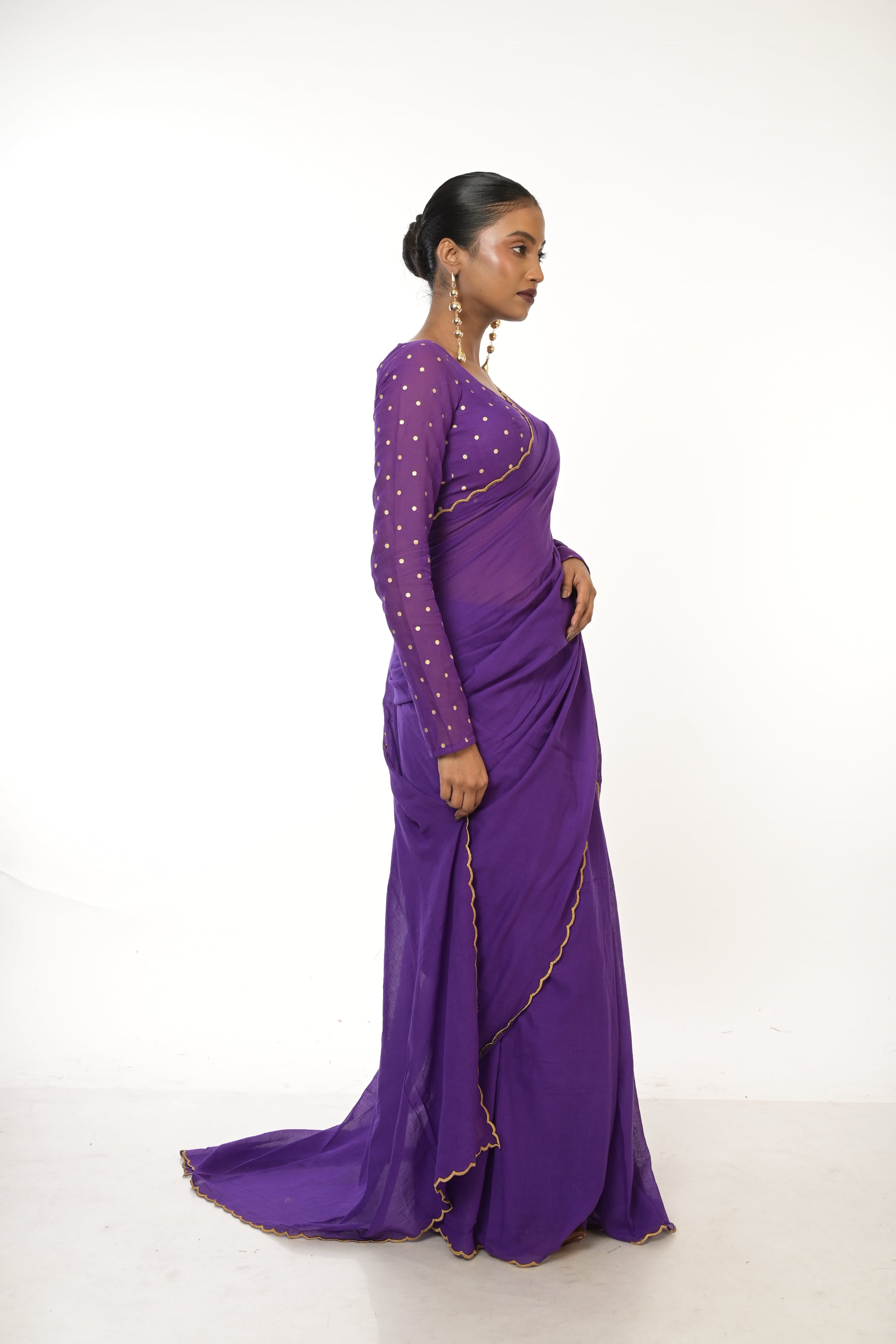 Royal Bloom I Purple  Handloom Mul Cotton Saree with Golden Scalloped Border