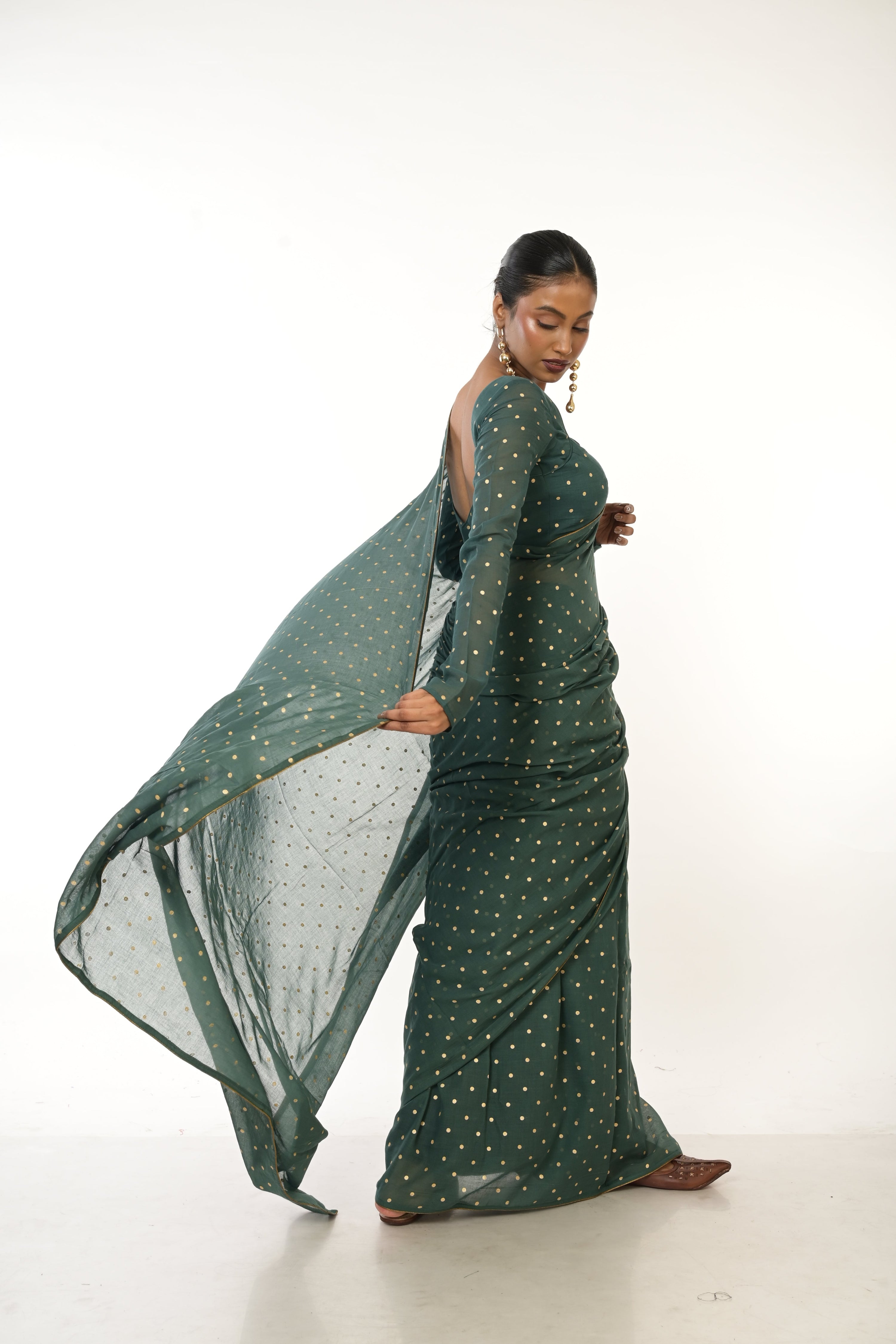 Emerald Drift I Bottle Green Handloom Mul Cotton Metallic Polka Dotted Saree