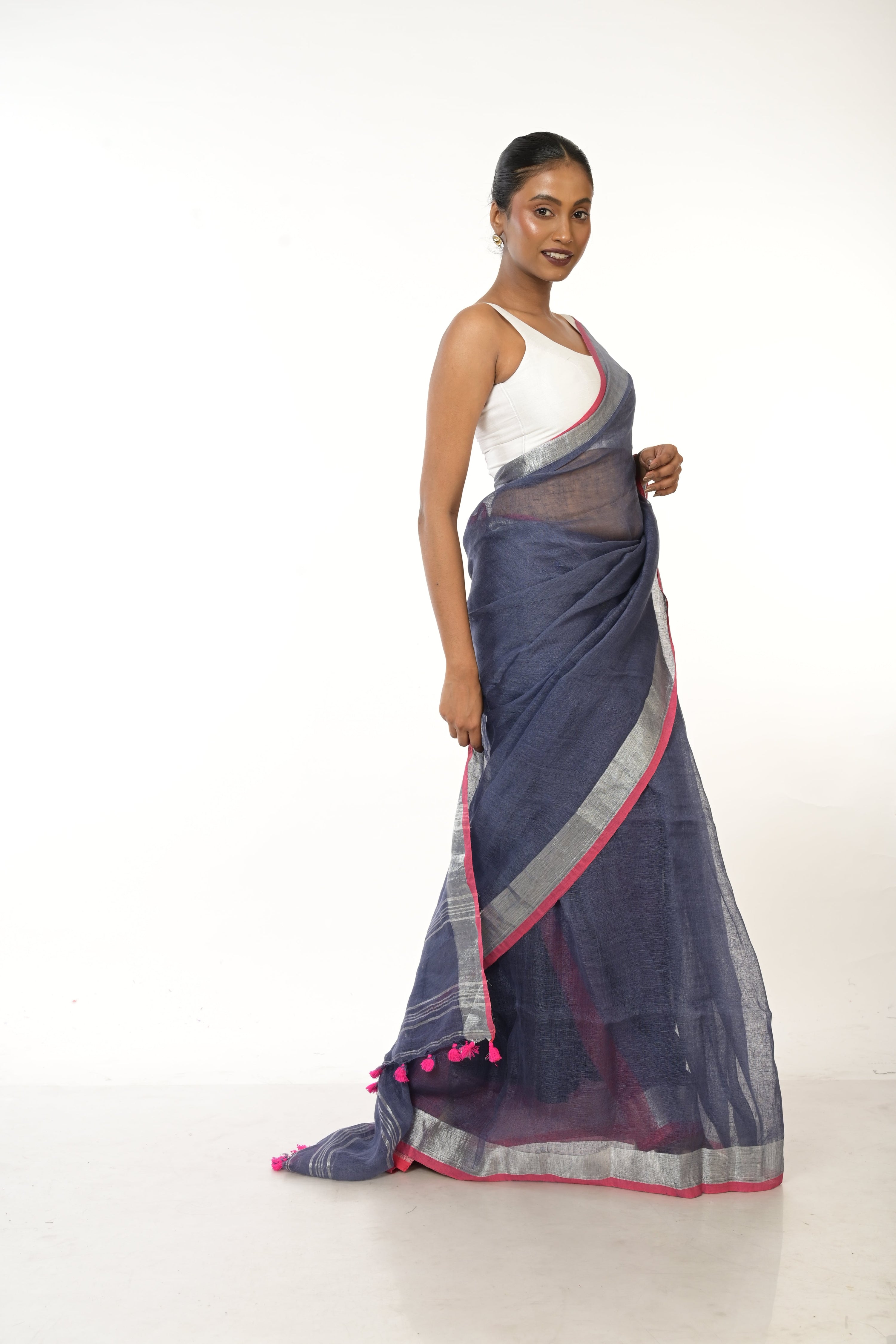 Jaamuni Leher I Handwoven Purple Linen Saree with Silver and pink border