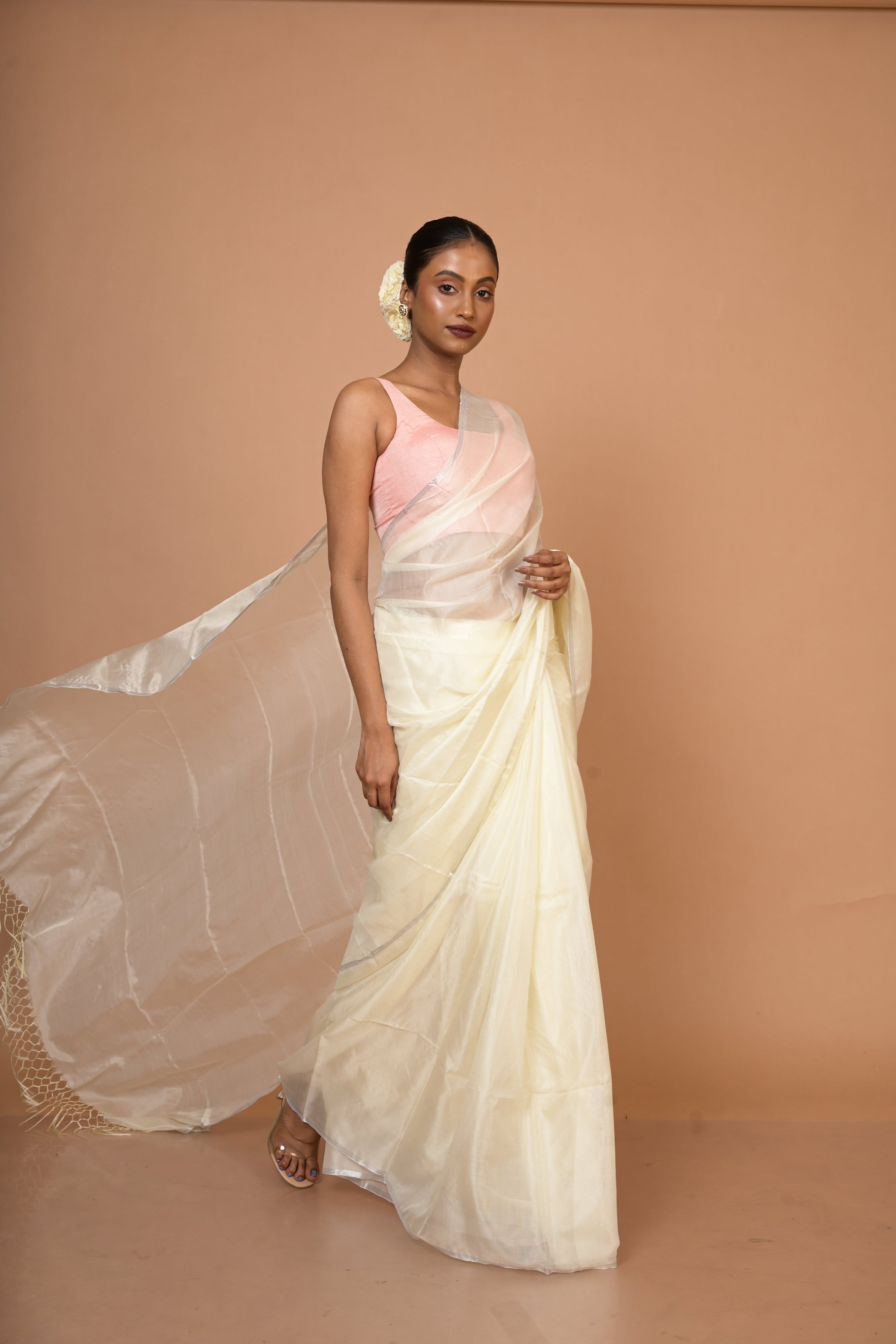 Chaand Mahal I Handwoven Off white Mulberry silk Saree