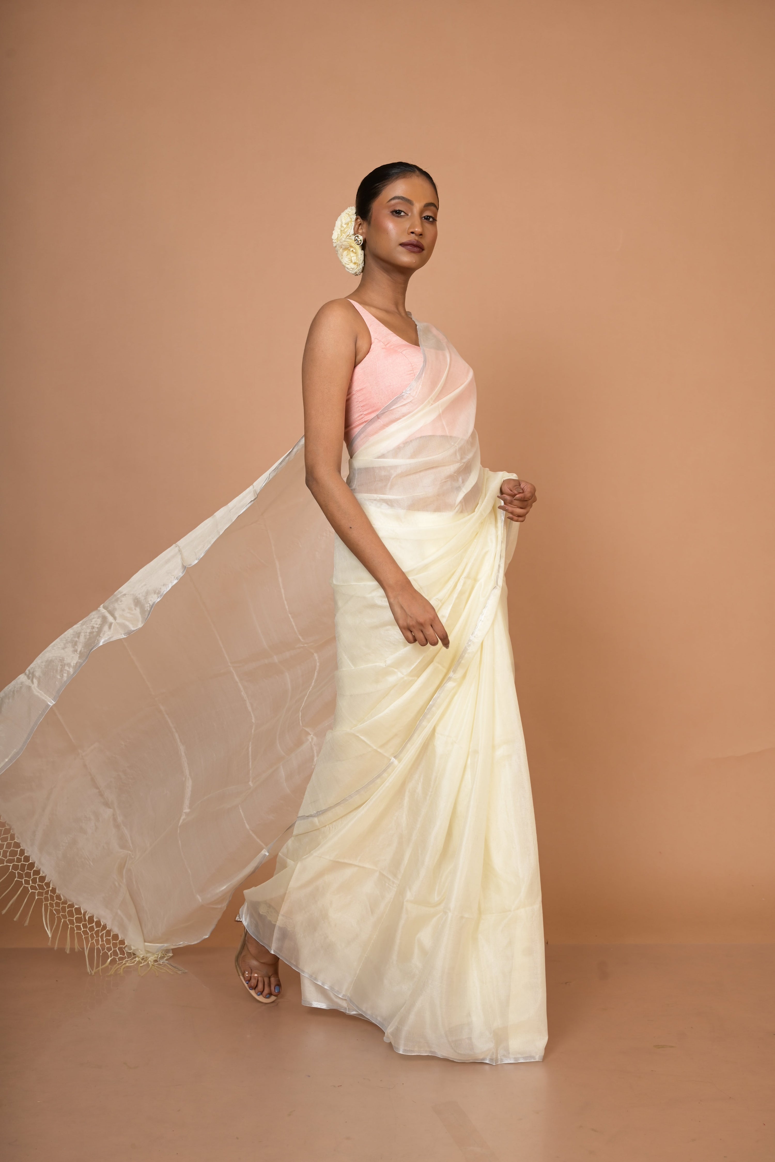 Chaand Mahal I Handwoven Off white Mulberry silk Saree