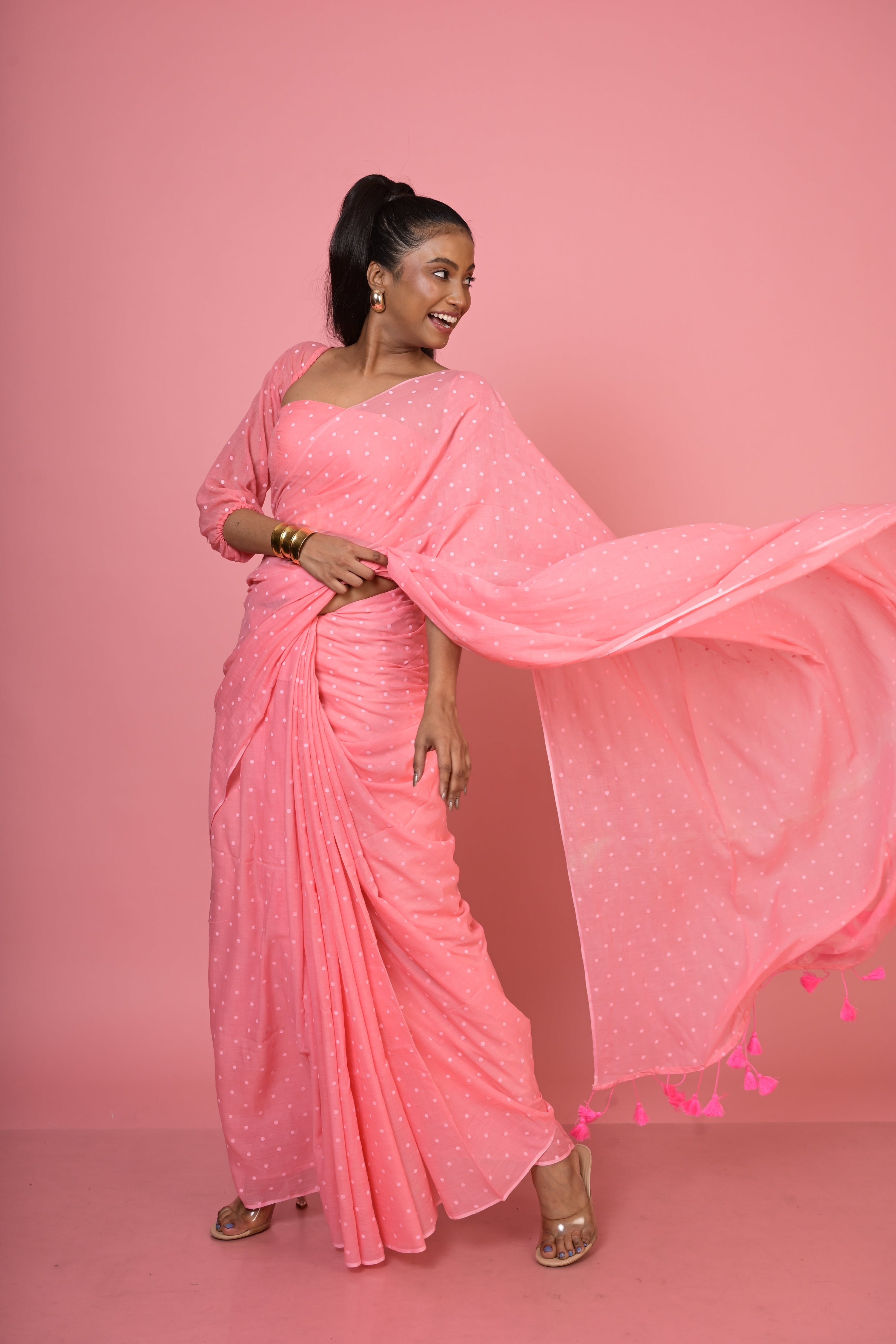 Baby Pink Handloom Mul Cotton Polka Dotted Saree with Ready to Wear Baby Pink Mul Cotton Polka Dotted Blouse(Rani pop+Rani Groove)