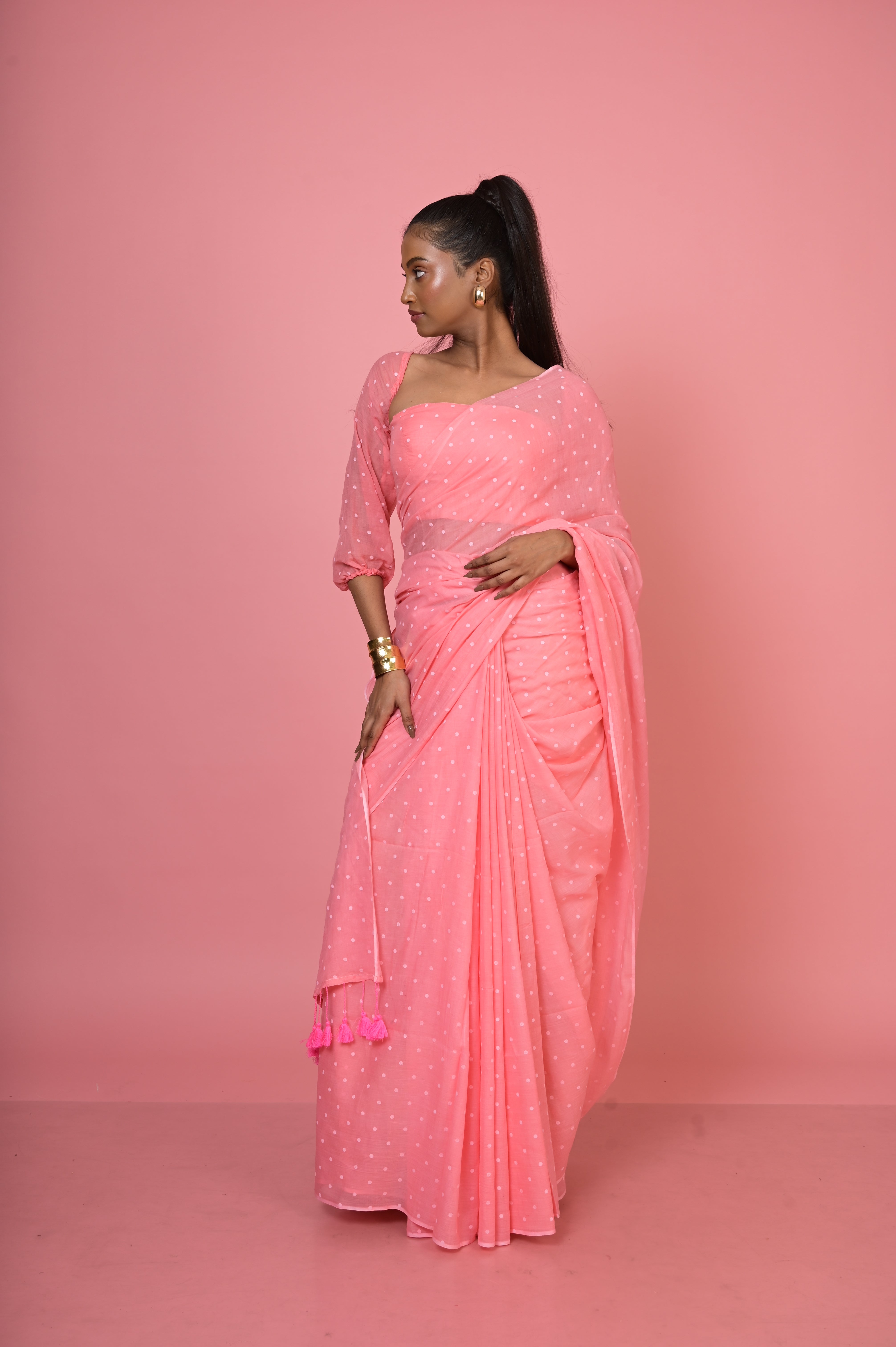 Rani pop I Baby Pink Handloom Mul Cotton Polka Dotted Saree