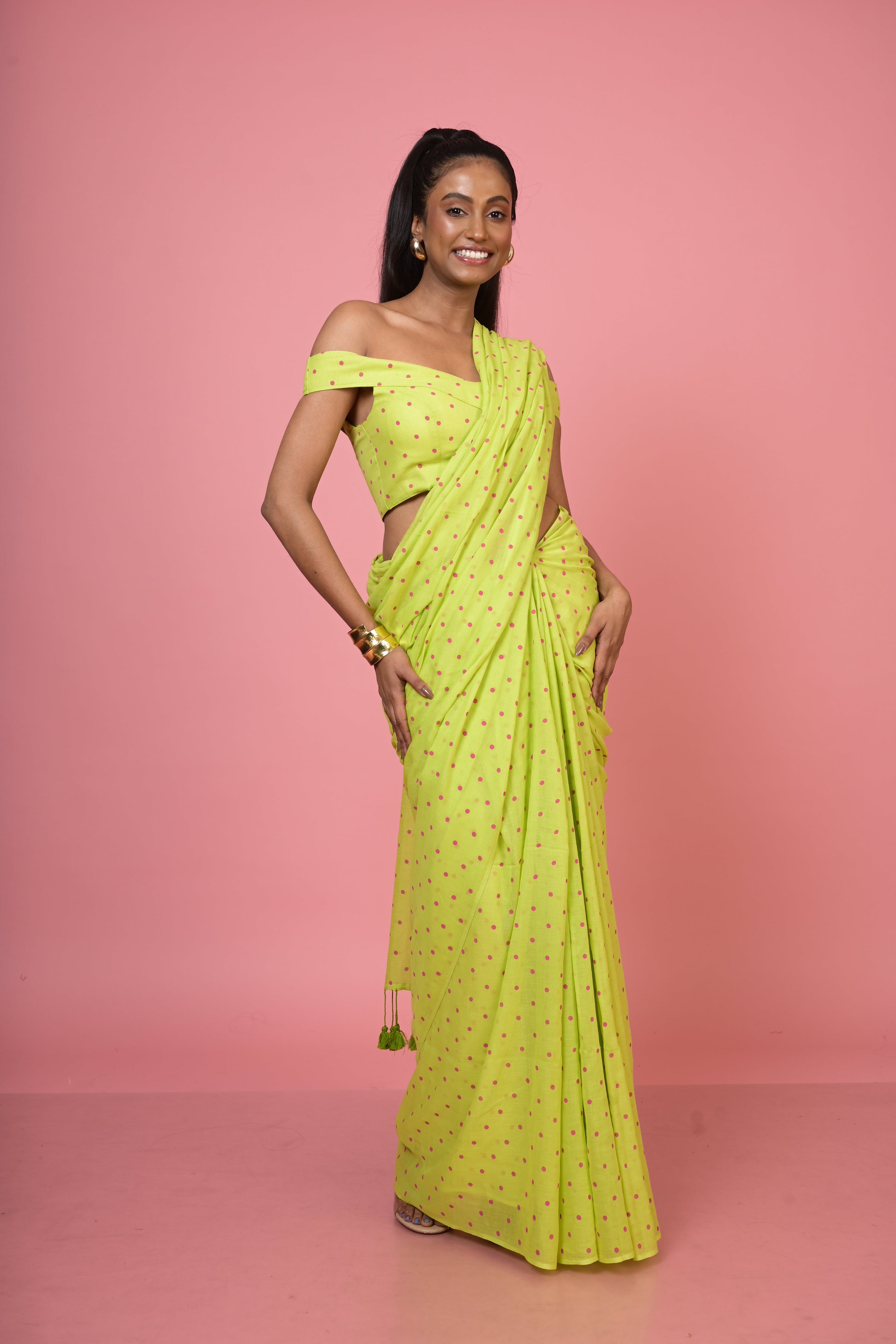 handwoven-lime-green-polka-dotted-saree