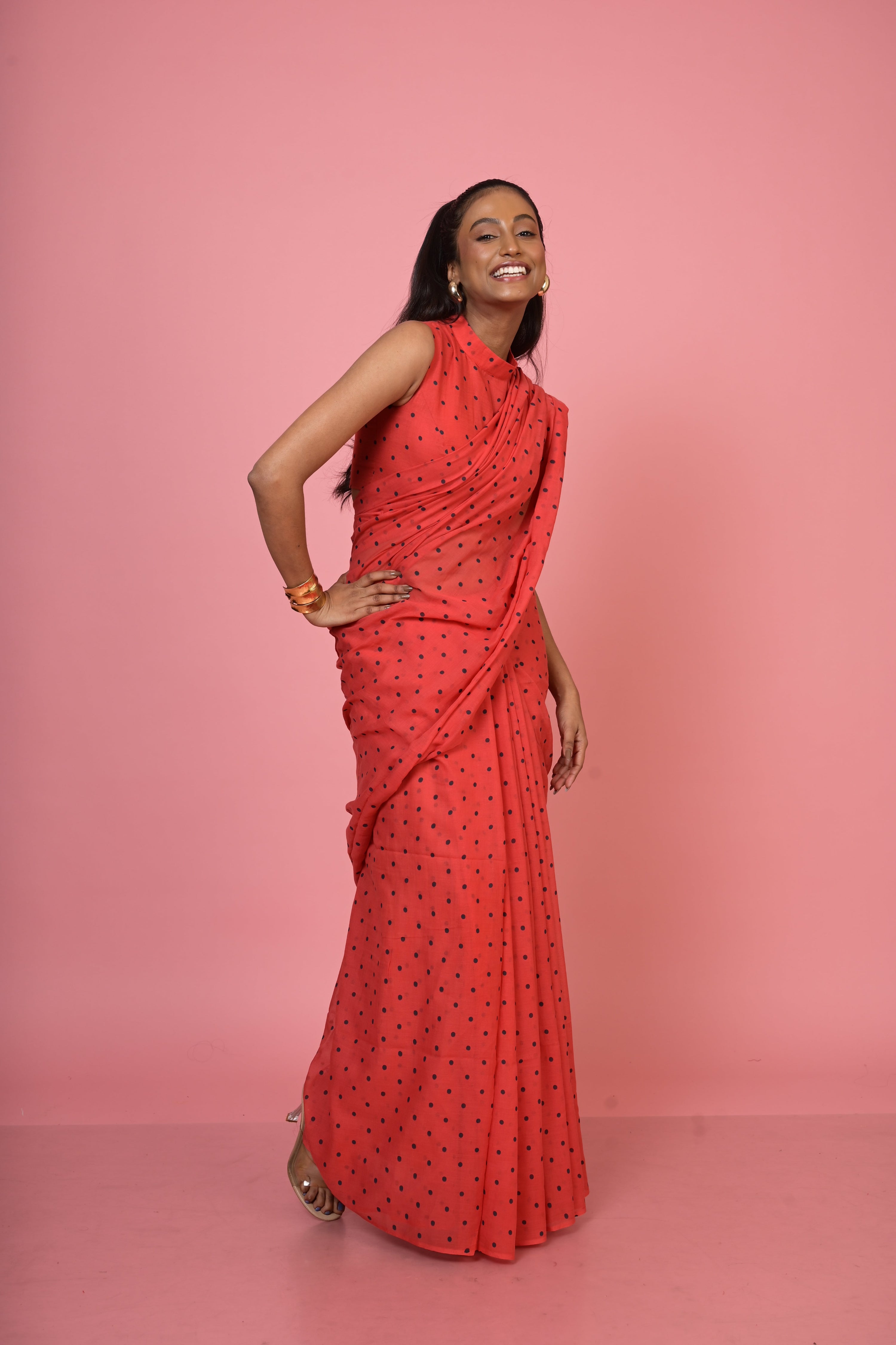 hand-woven-polka-dotted-saree