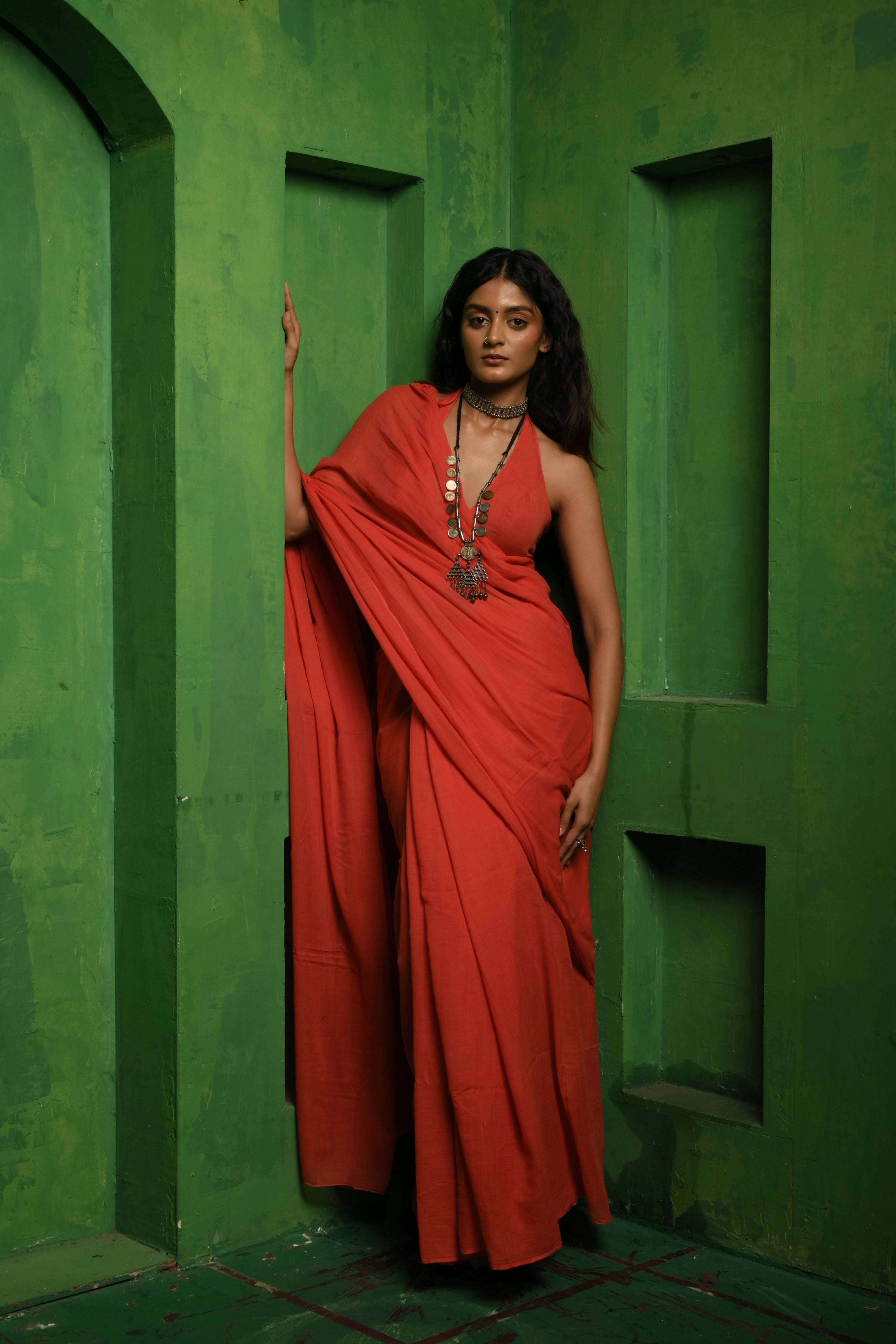 Red Velvet Treat I Red Handloom Mul Modal Saree