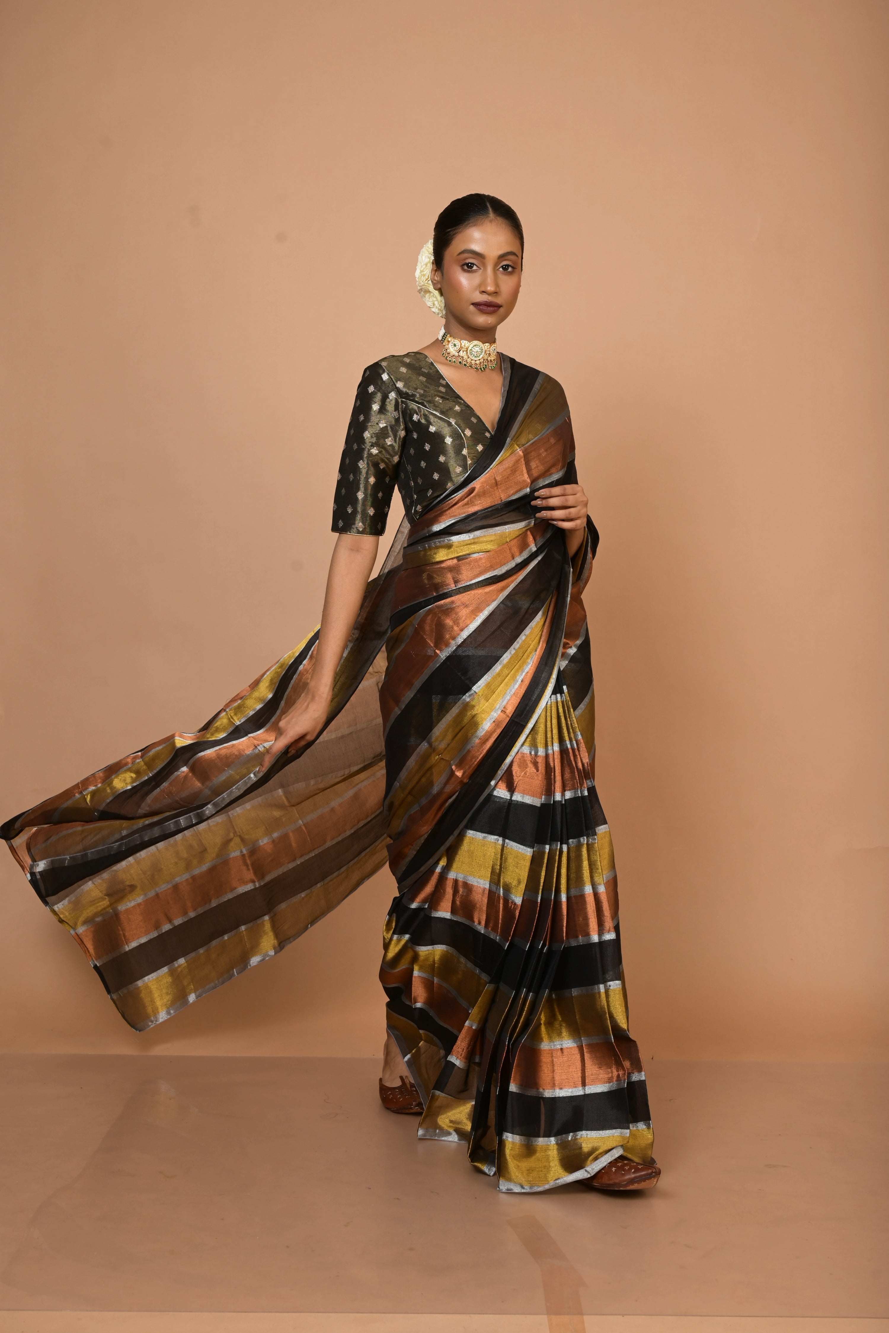 Suprabha I Multicoloured Handloom Tissue Saree