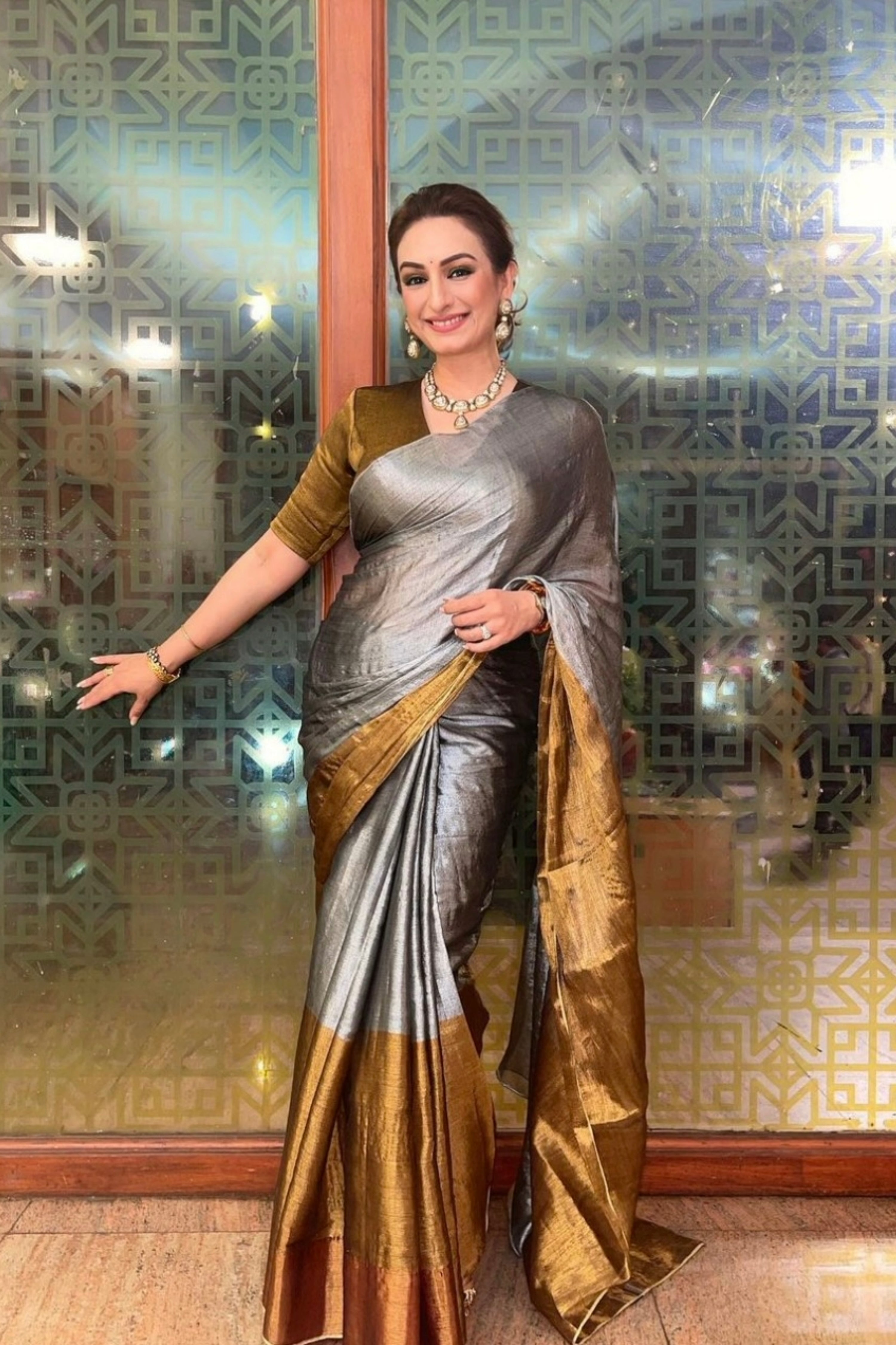 hand-woven-silver-and-gold-tissue-saree