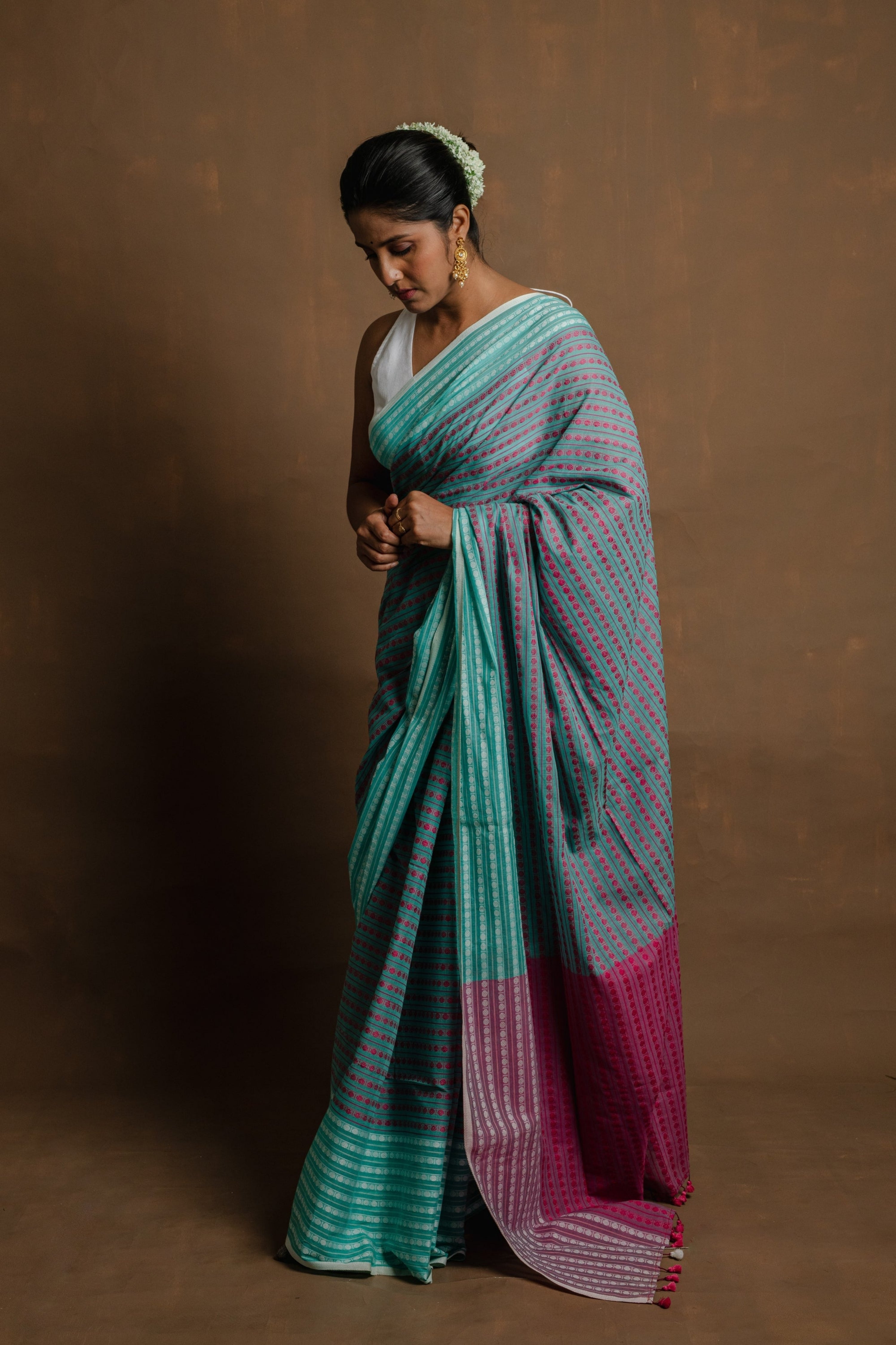 blue-coloured-saree