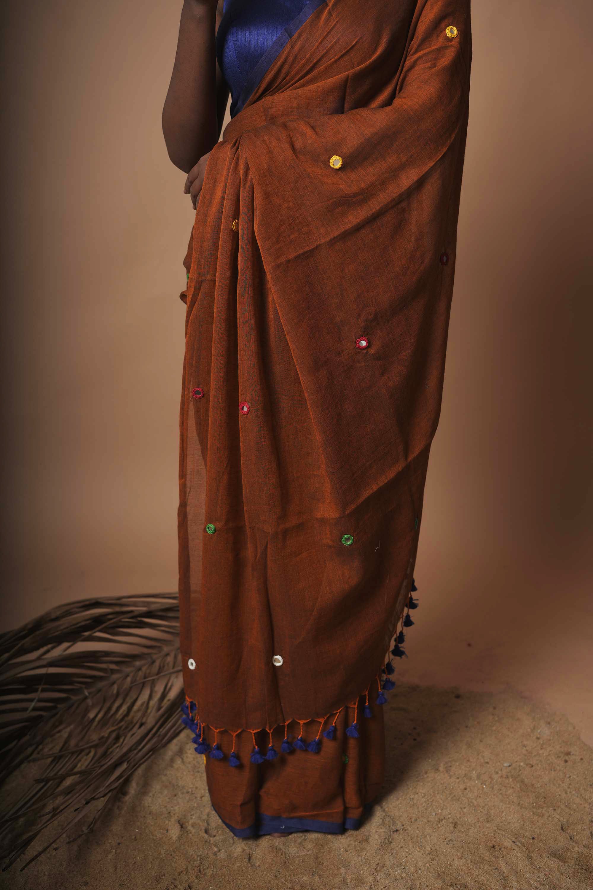 Bhoomi ka Rang I Brown dual tone handloom cotton saree with mirror embroidery