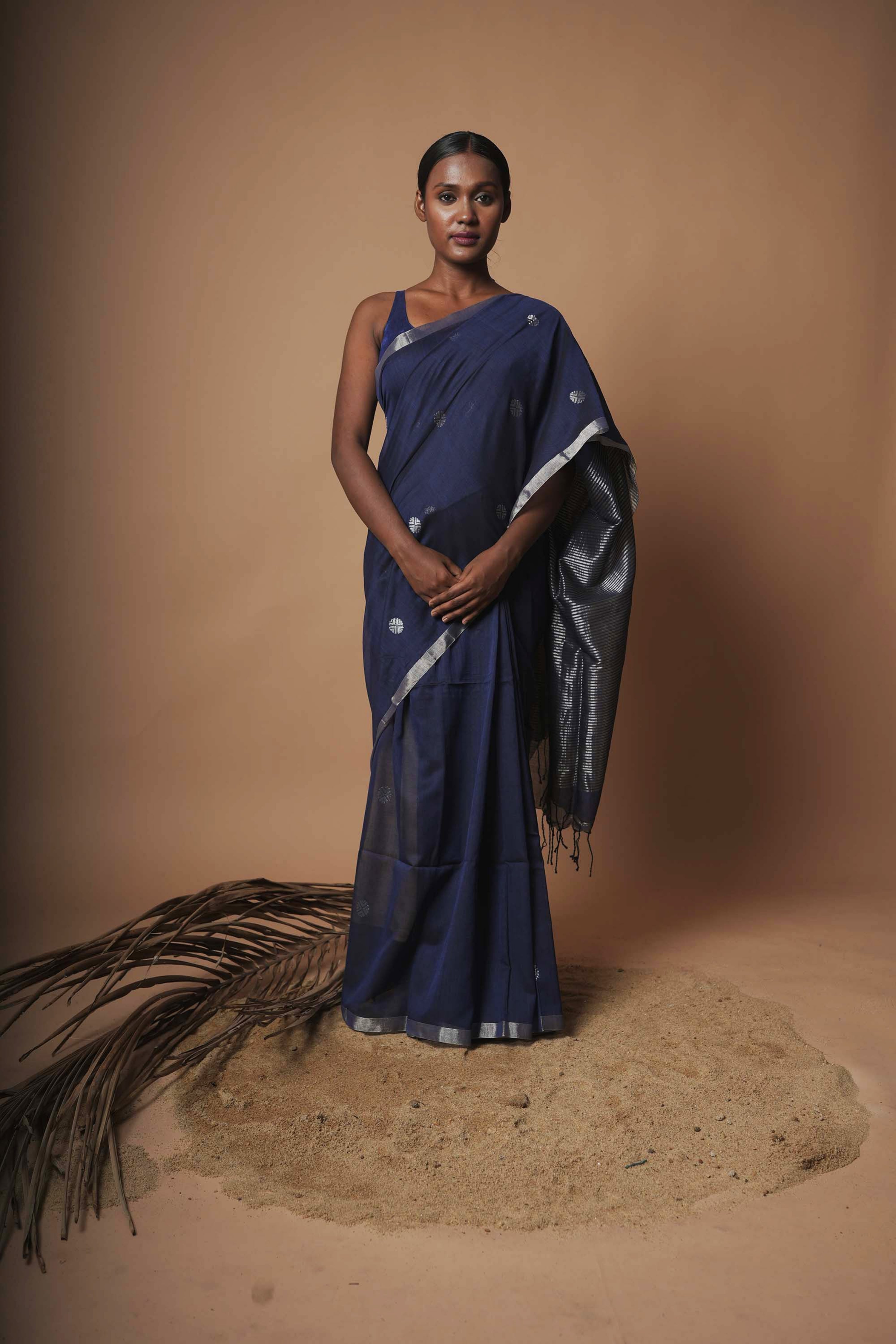 handloom-navy-blue-cotton-saree-with-silver-zari-border